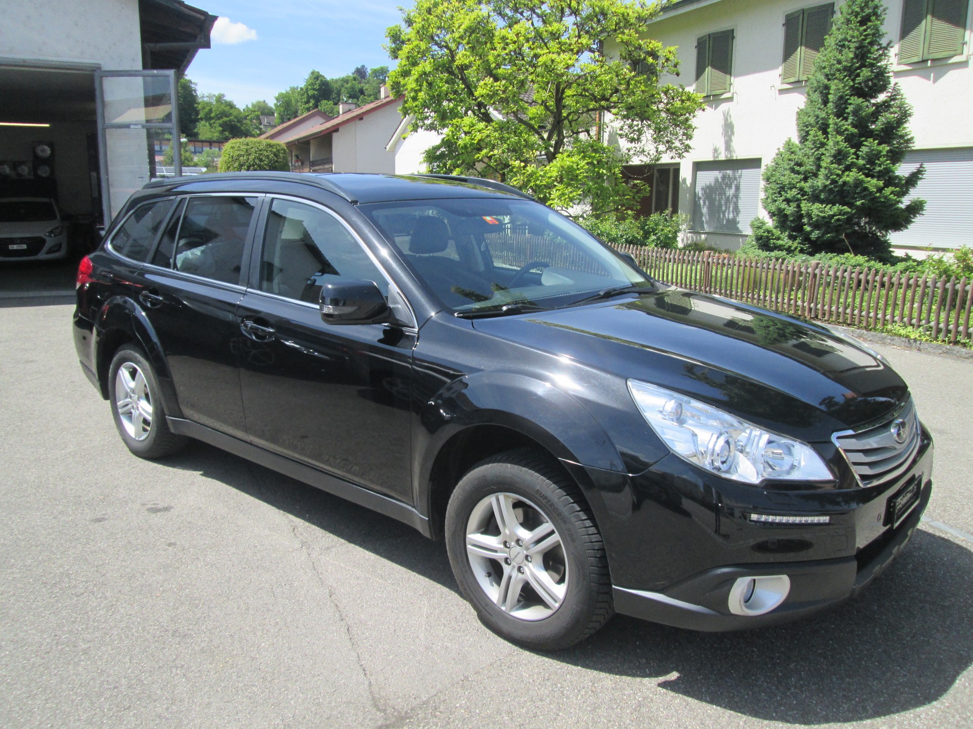 SUBARU Outback 2.5i Limited AWD Lineartronic-image-5
