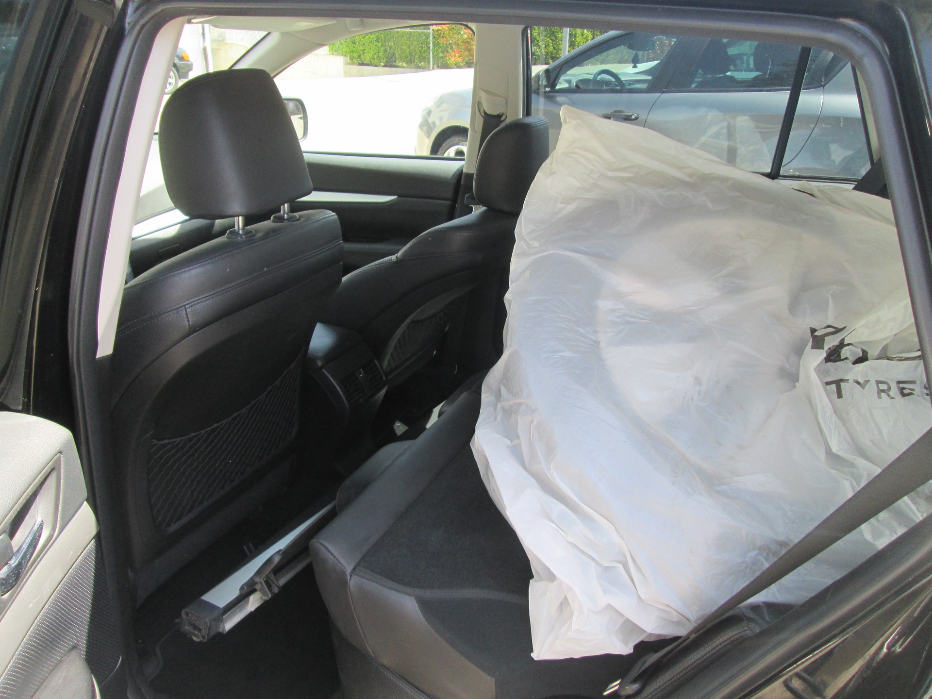 SUBARU Outback 2.5i Limited AWD Lineartronic-image-8