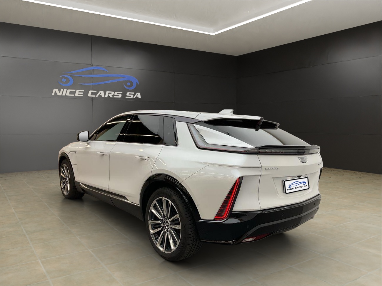 CADILLAC Lyriq Sport 102 kWh AWD-showroom-element-1