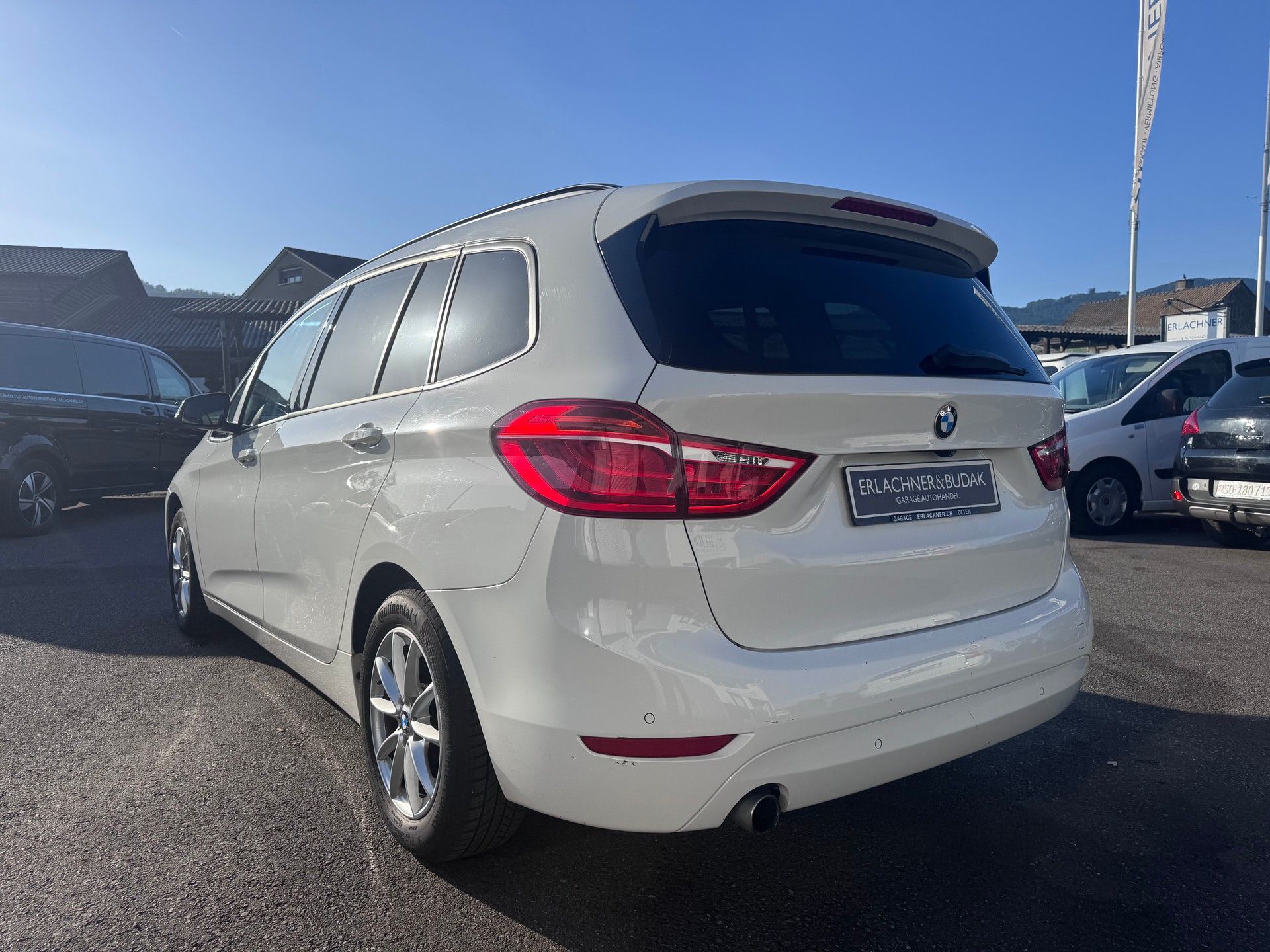 BMW 218d Gran Tourer Steptronic-image-3