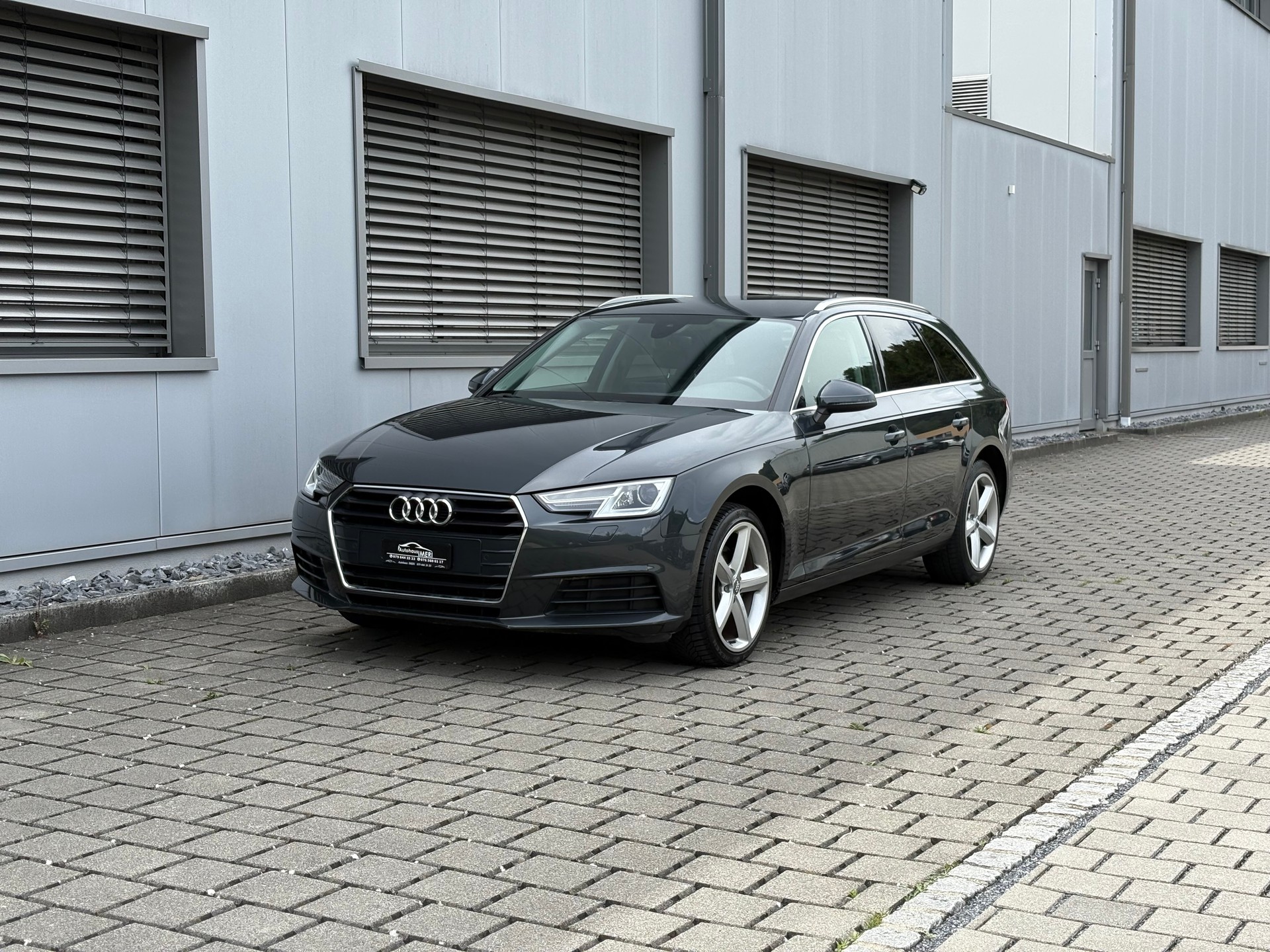 AUDI A4 Avant 2.0 TDI S-tronic-image-1