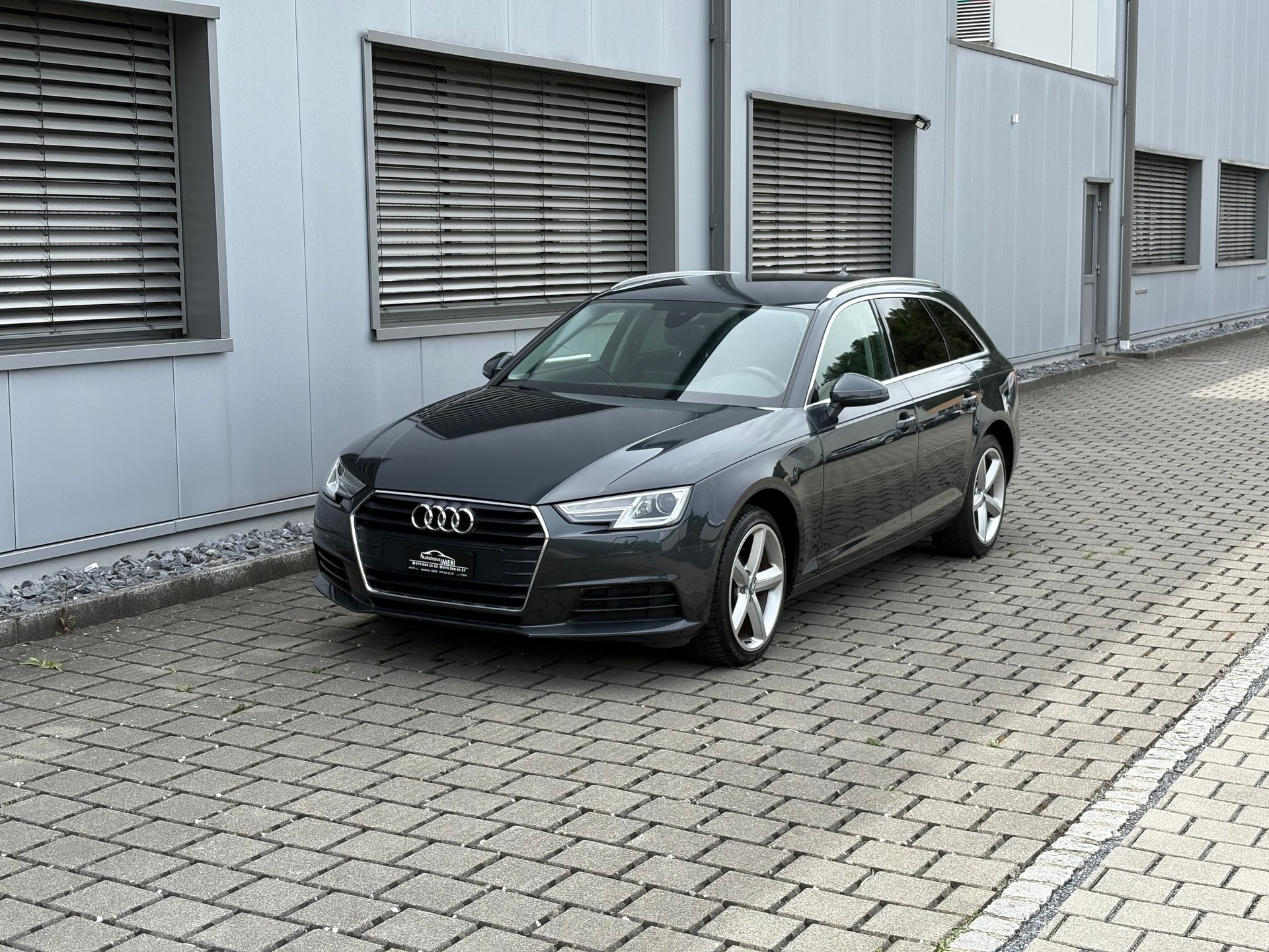 AUDI A4 Avant 2.0 TDI S-tronic