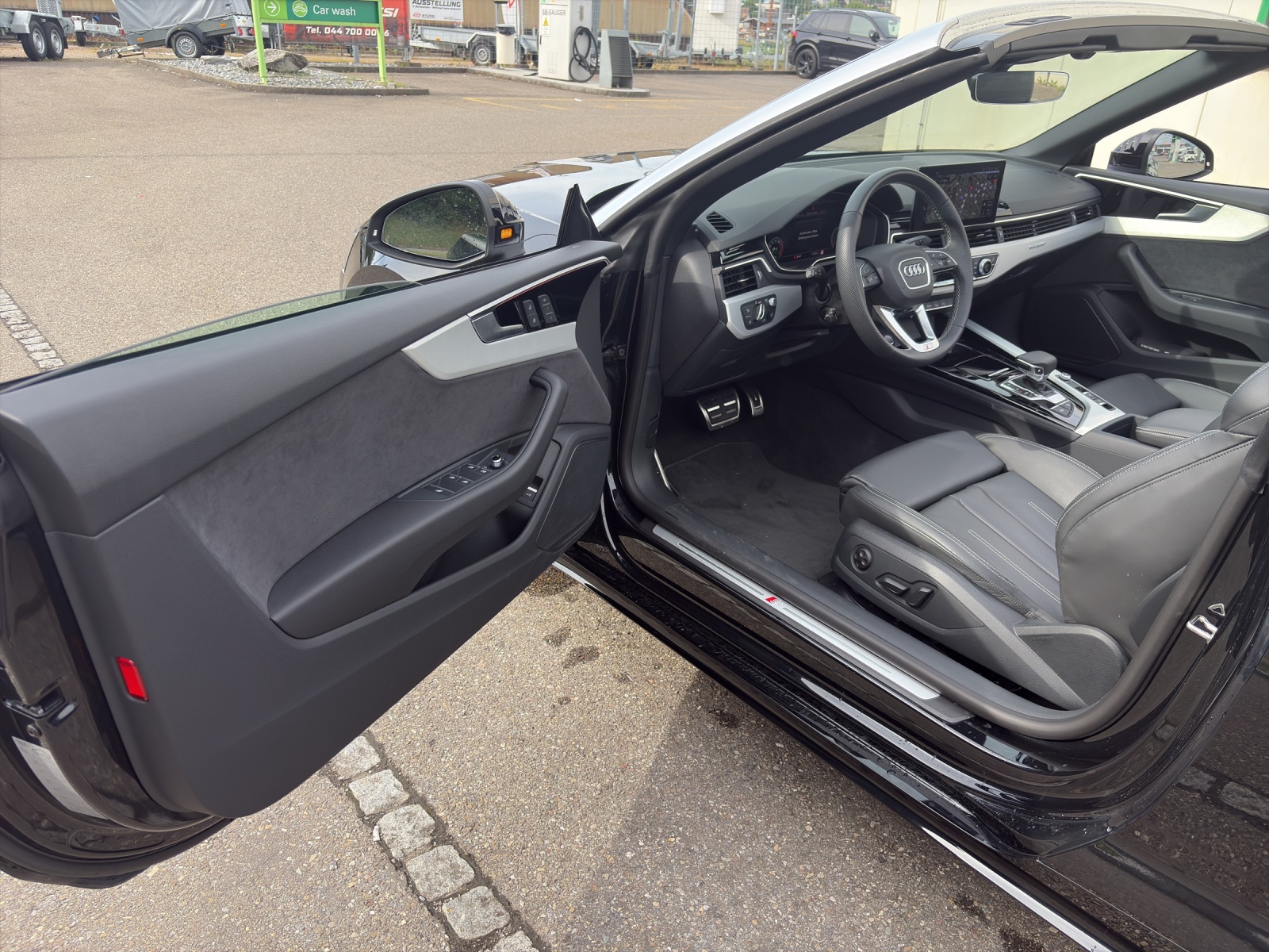 AUDI A5 Cabriolet 2.0 40 TFSI S Line quattro S-Tronic-image-4