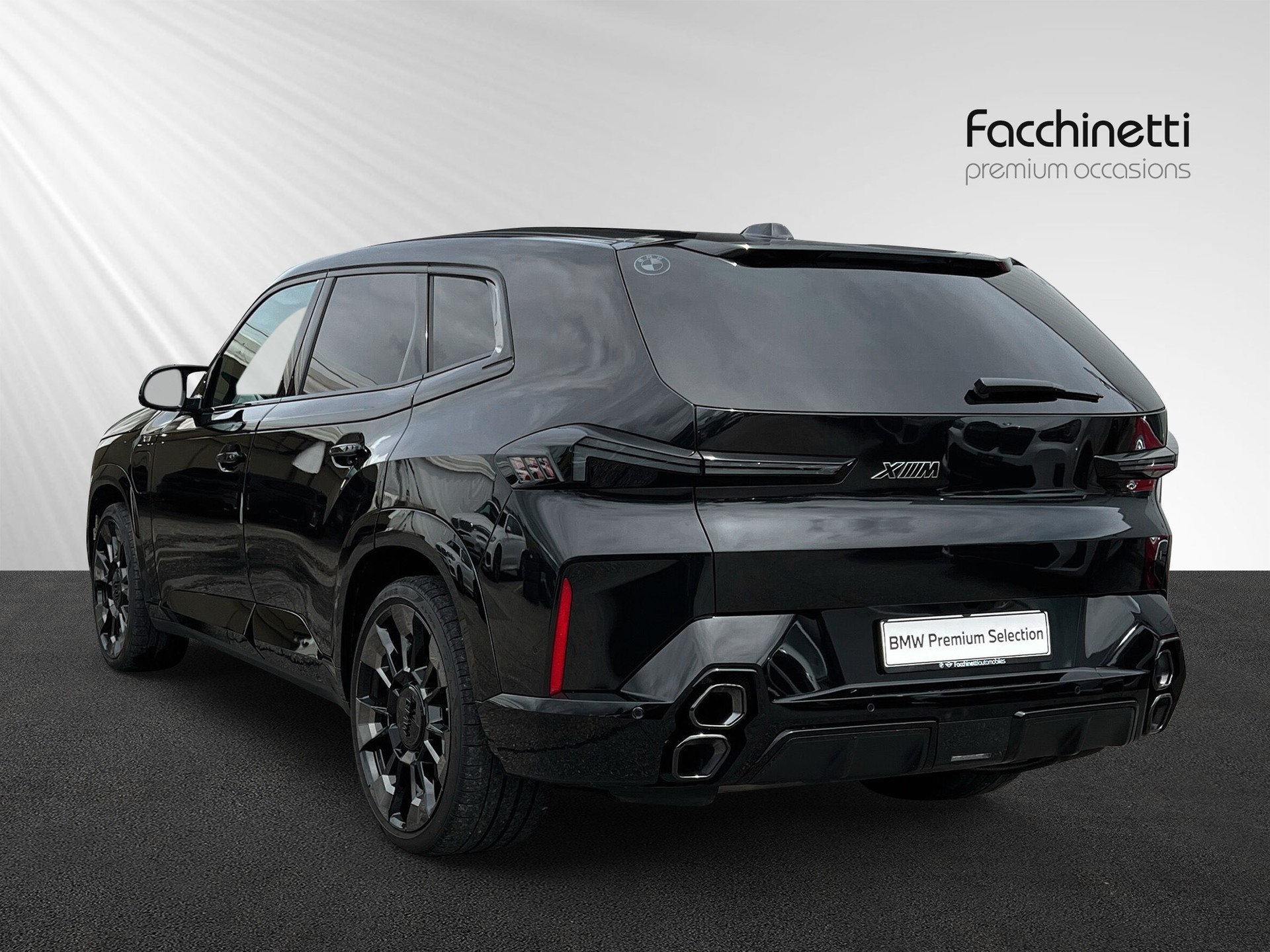 BMW XM xDrive 50e PHEV Steptronic-showroom-element-2