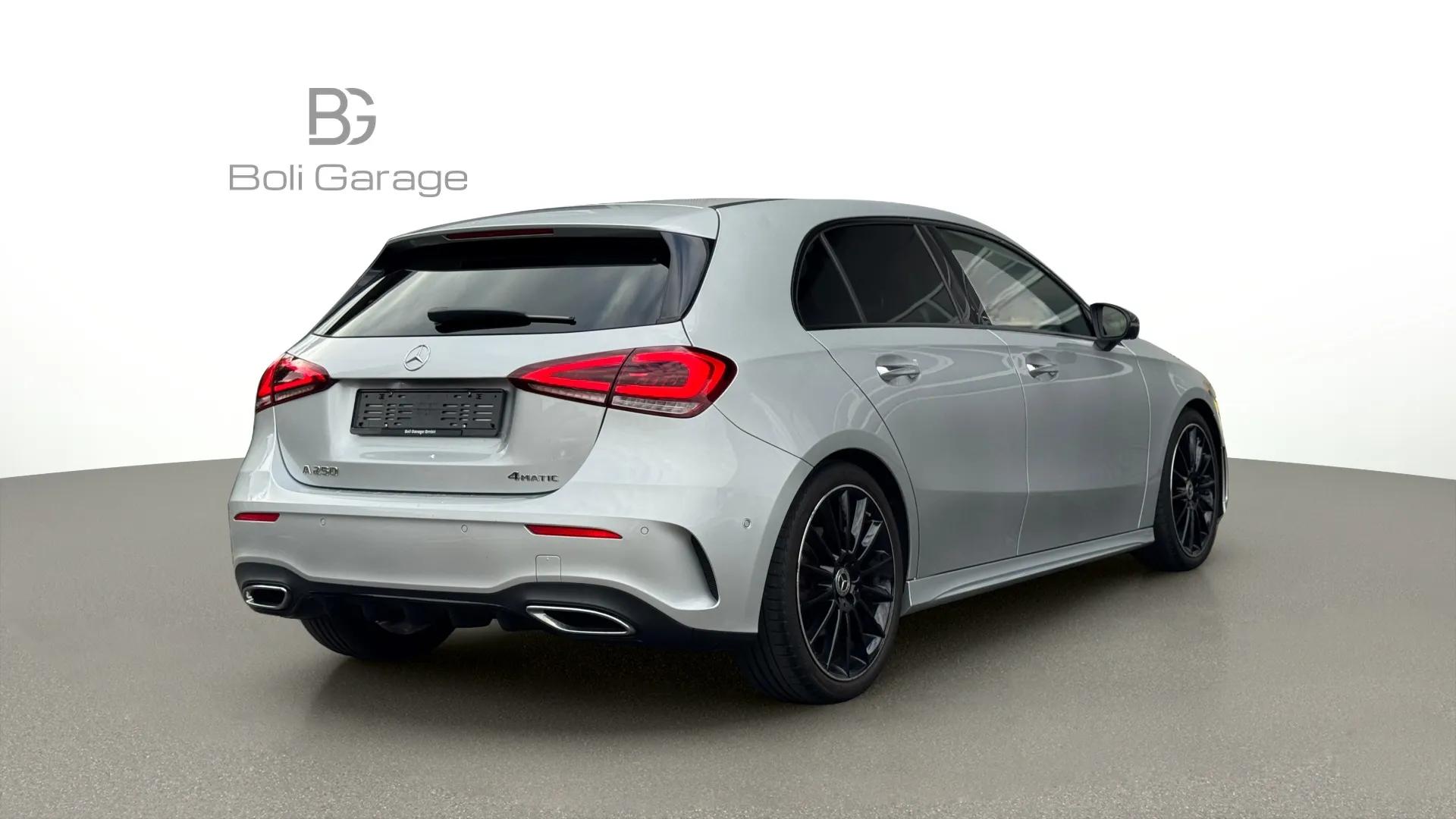 MERCEDES-BENZ A 250 4Matic AMG Line 4Matic 7G-DCT-image-5