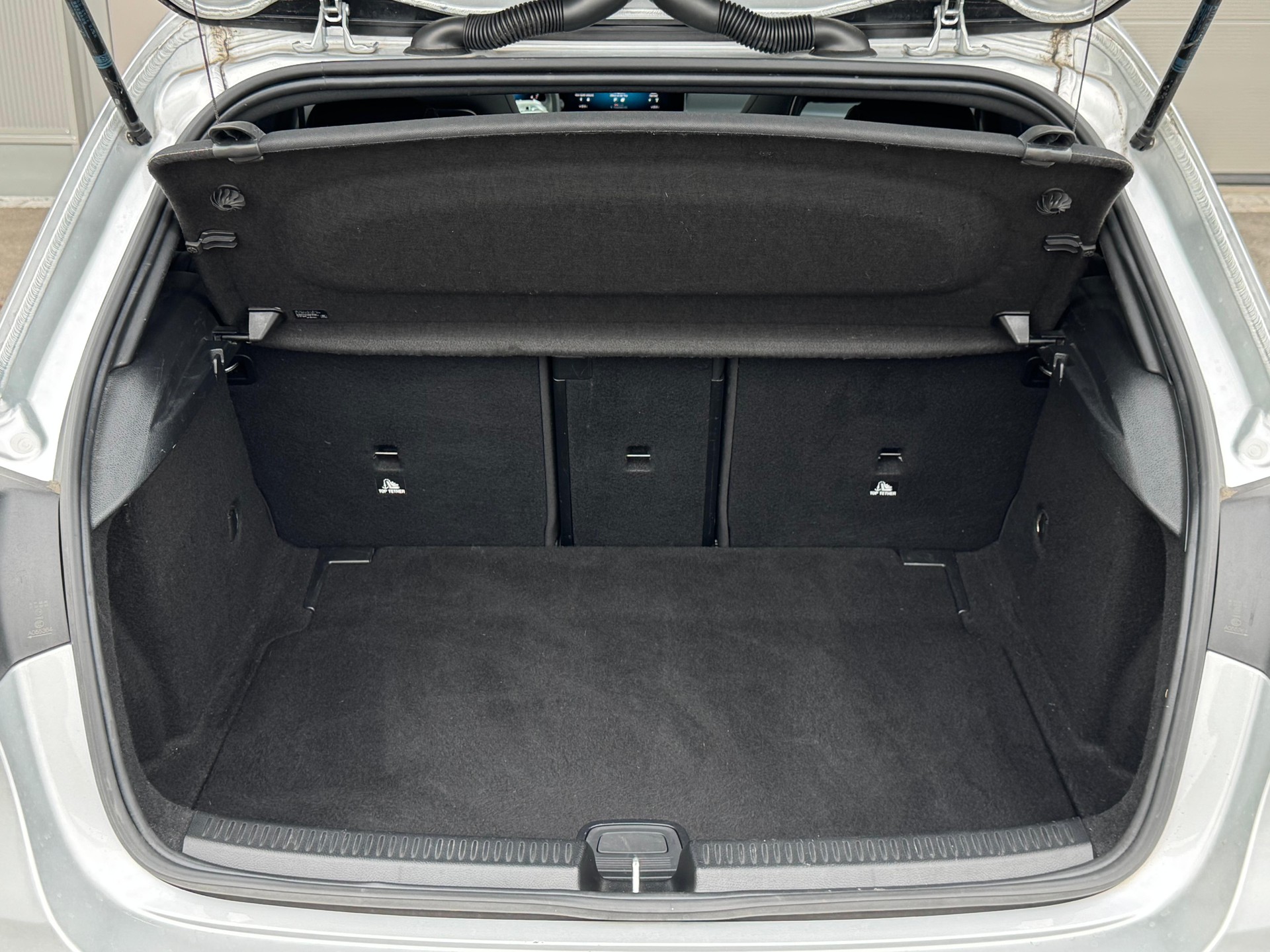 MERCEDES-BENZ A 250 4Matic AMG Line 4Matic 7G-DCT-image-20