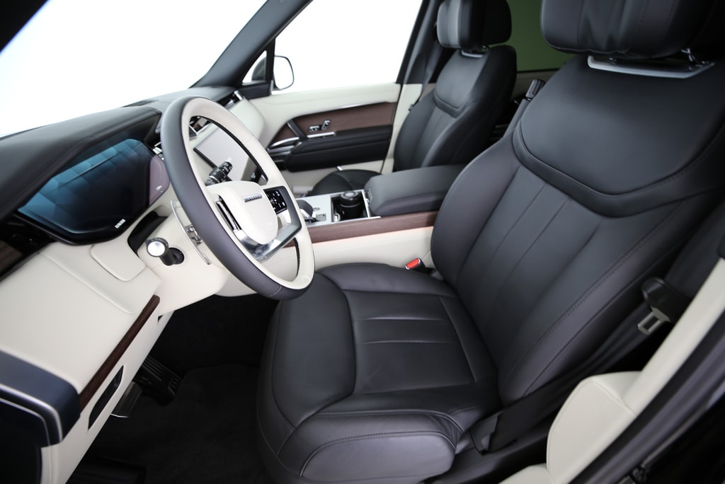 LAND ROVER Range Rover LWB 7PL P400 I6 3.0 MHEV Autobiography Automatic-image-6