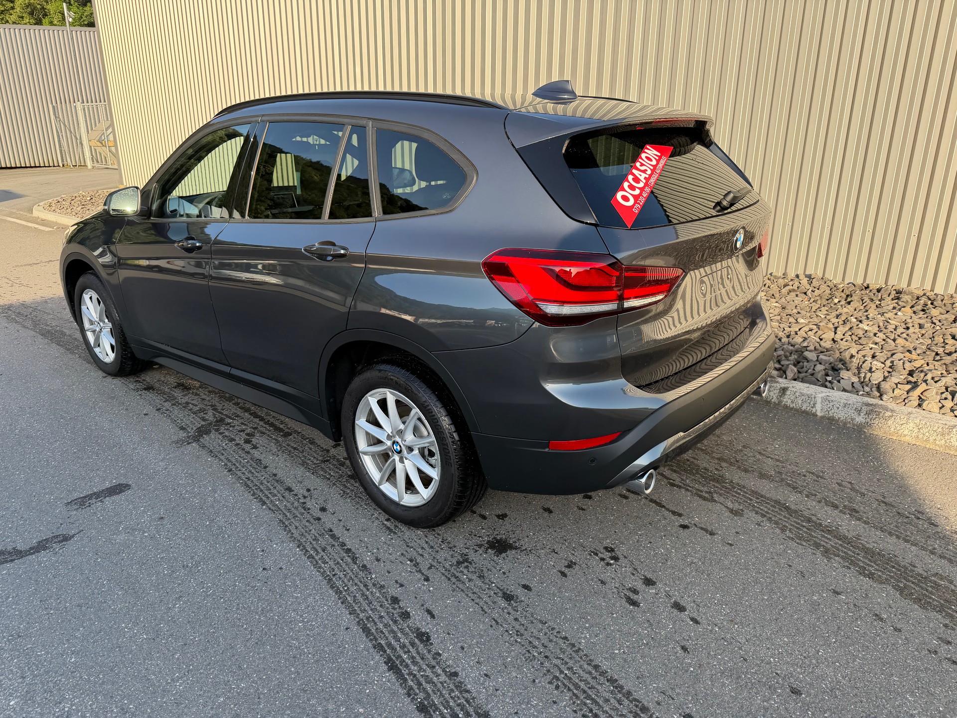 BMW X1 xDrive 18d xLine Steptronic FAIBLE KILOMÉTRAGE—-showroom-element-2