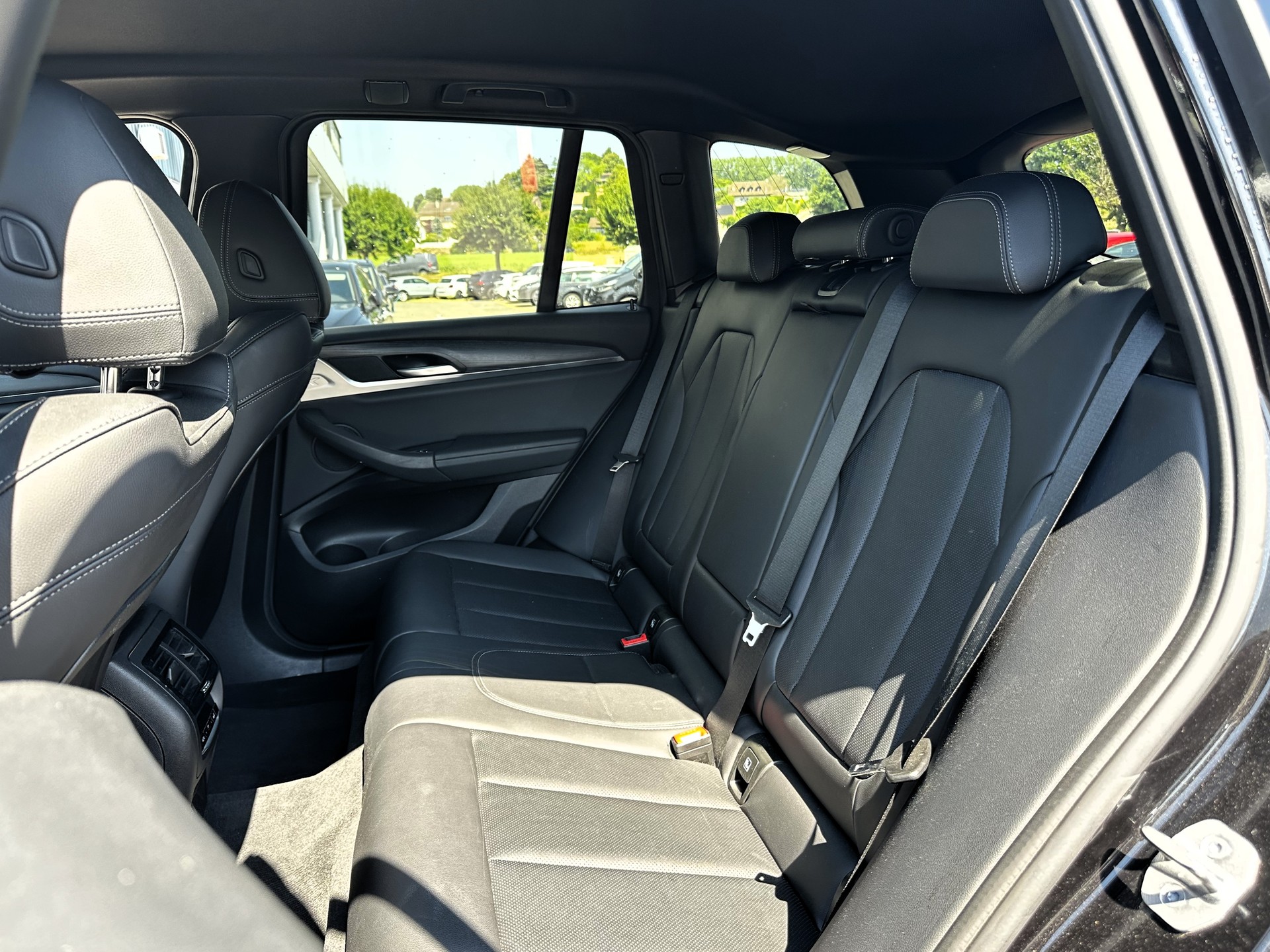 BMW X3 xDrive 30e M Sport-image-9