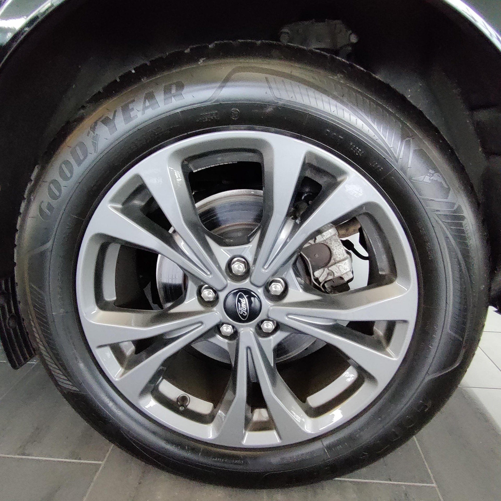 FORD Kuga 2.0 EcoBlue ST-Line-image-22