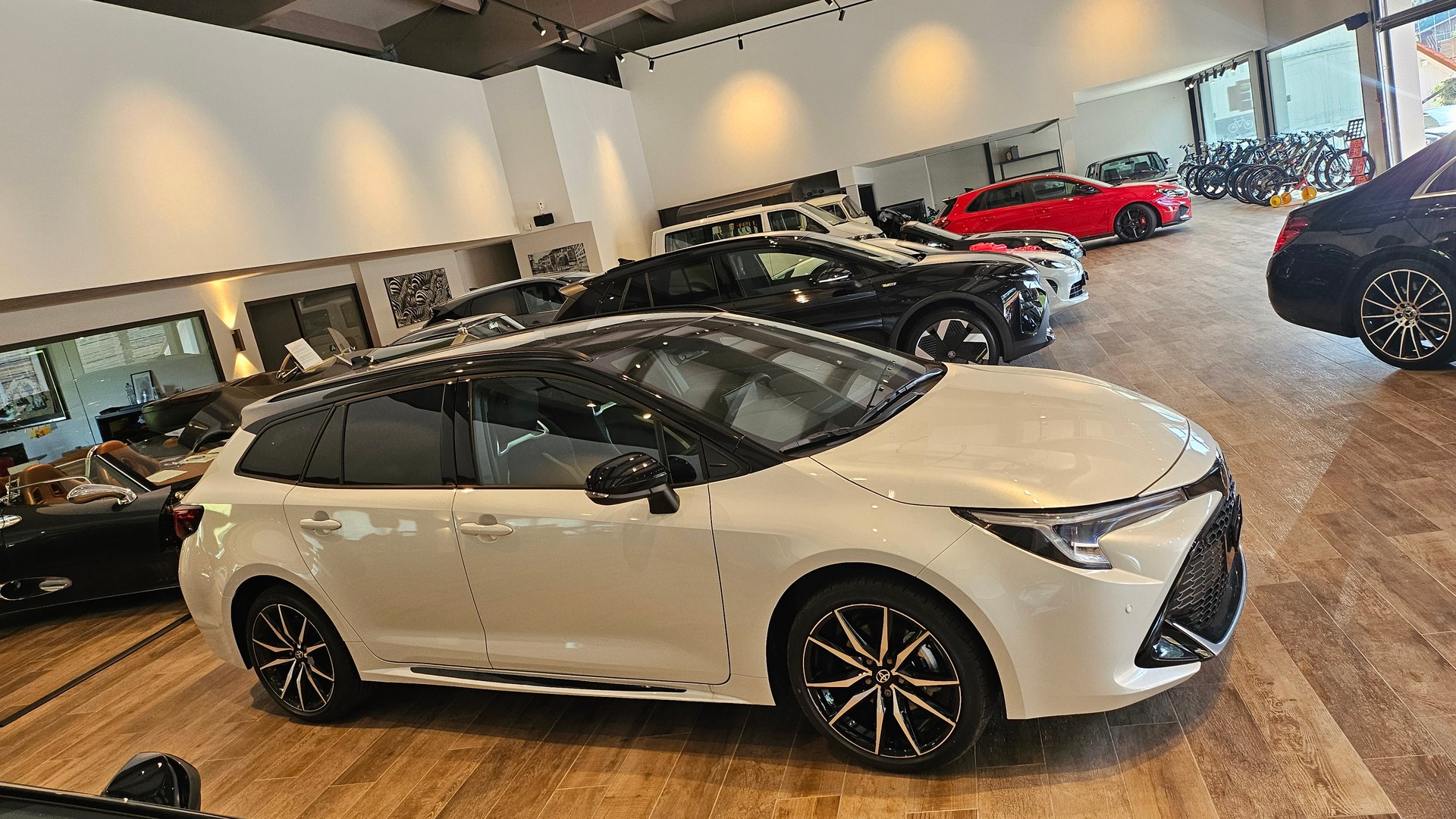 TOYOTA Corolla Touring Sports 2.0 HSD GR Sport e-CVT🔥🔥🔥-image-6