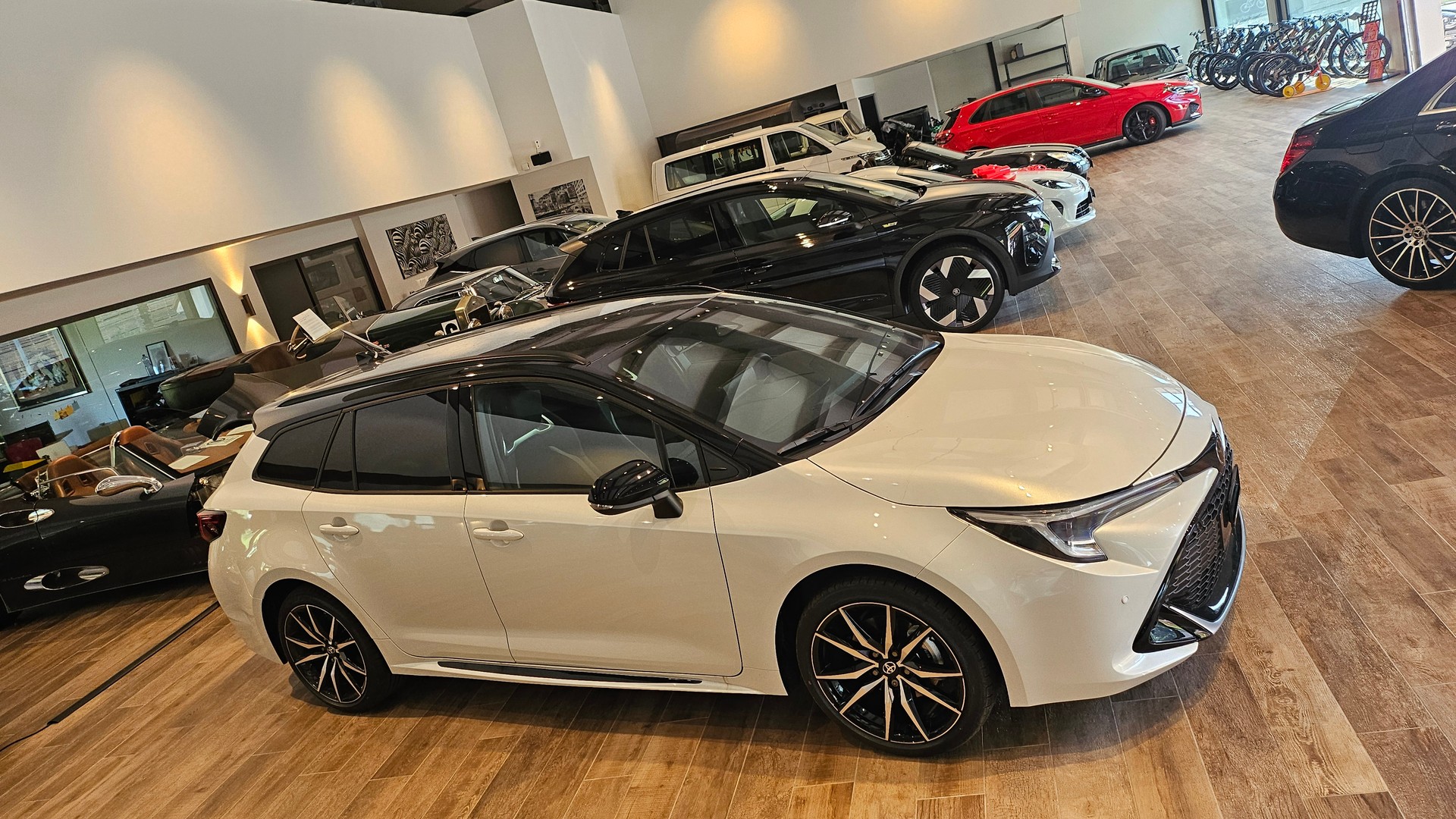TOYOTA Corolla Touring Sports 2.0 HSD GR Sport e-CVT🔥🔥🔥-image-7