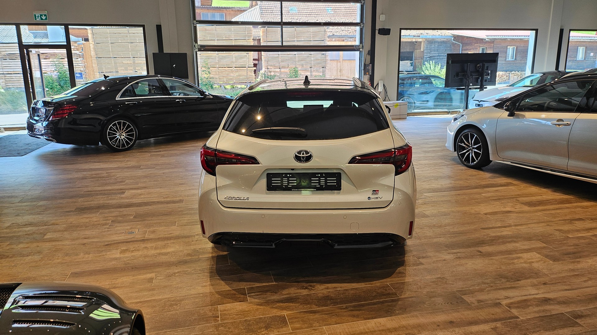 TOYOTA Corolla Touring Sports 2.0 HSD GR Sport e-CVT🔥🔥🔥-image-10