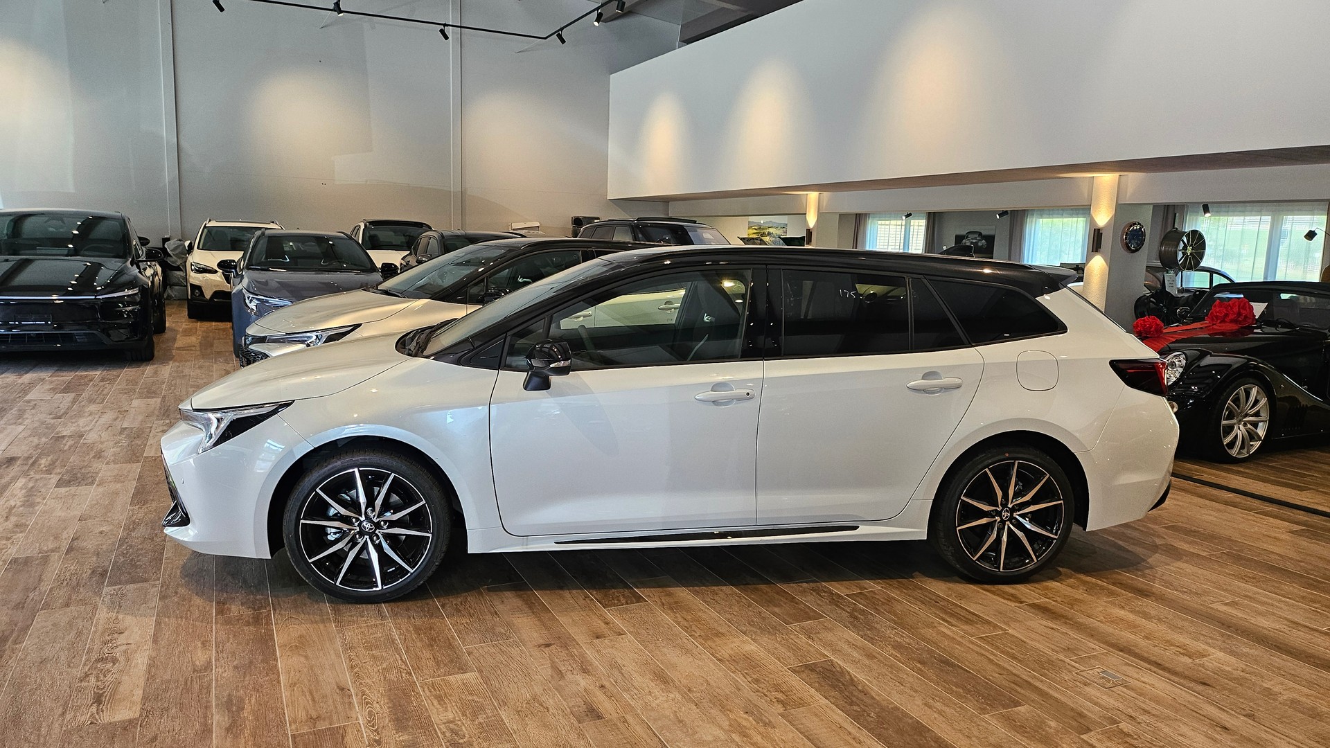 TOYOTA Corolla Touring Sports 2.0 HSD GR Sport e-CVT🔥🔥🔥-image-14