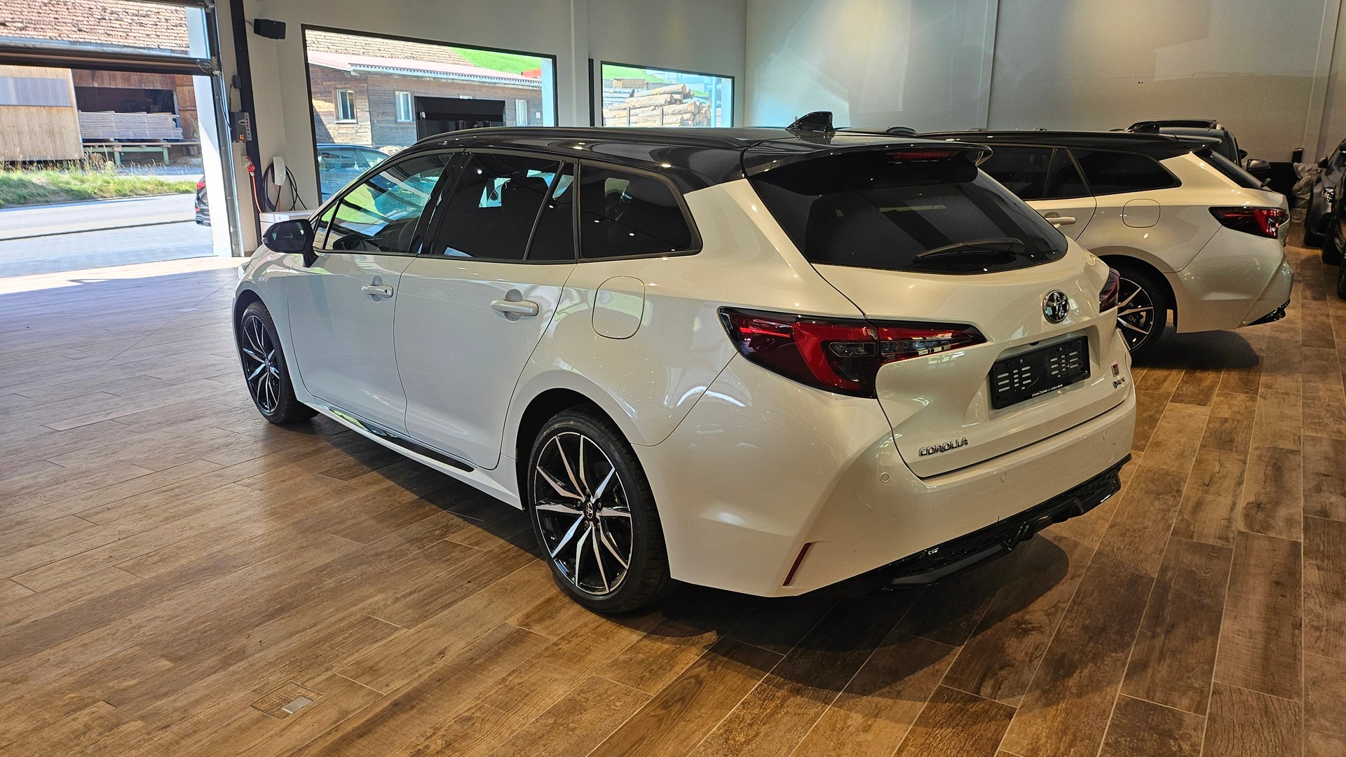 TOYOTA Corolla Touring Sports 2.0 HSD GR Sport e-CVT🔥🔥🔥-image-12