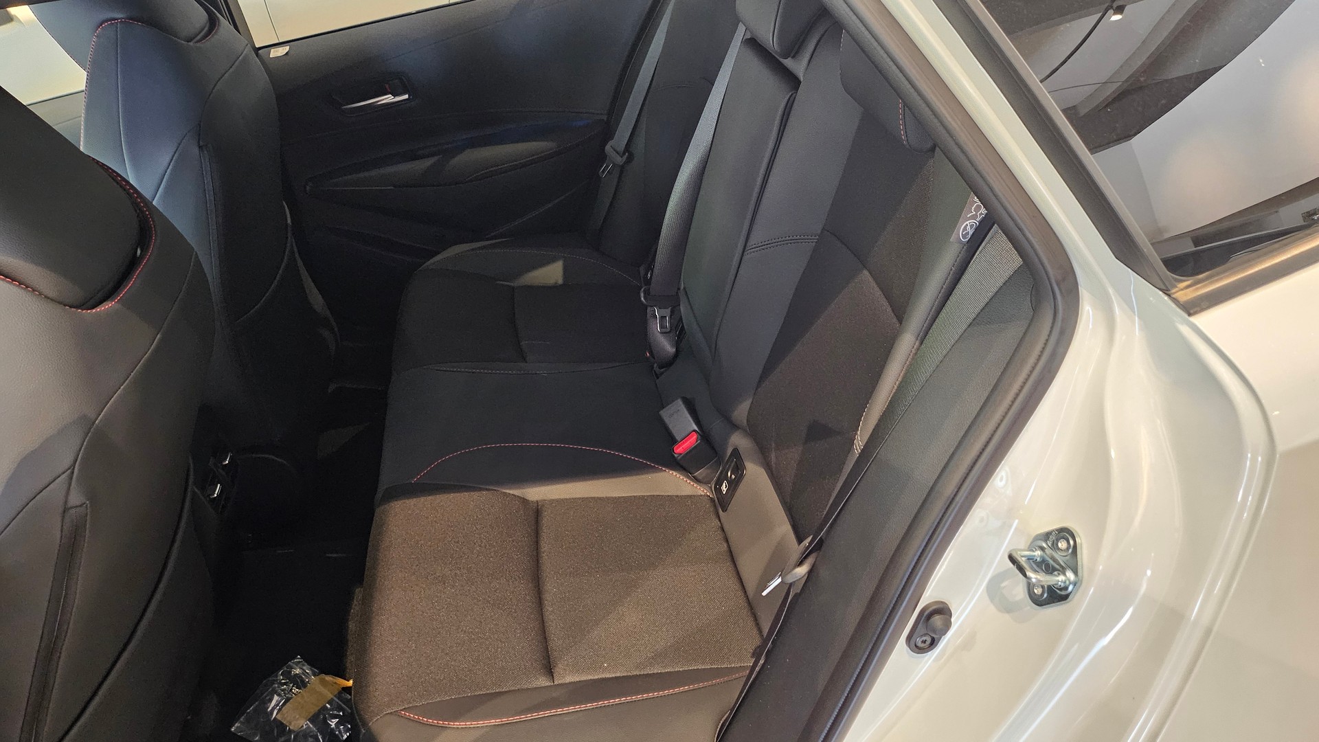 TOYOTA Corolla Touring Sports 2.0 HSD GR Sport e-CVT🔥🔥🔥-image-22