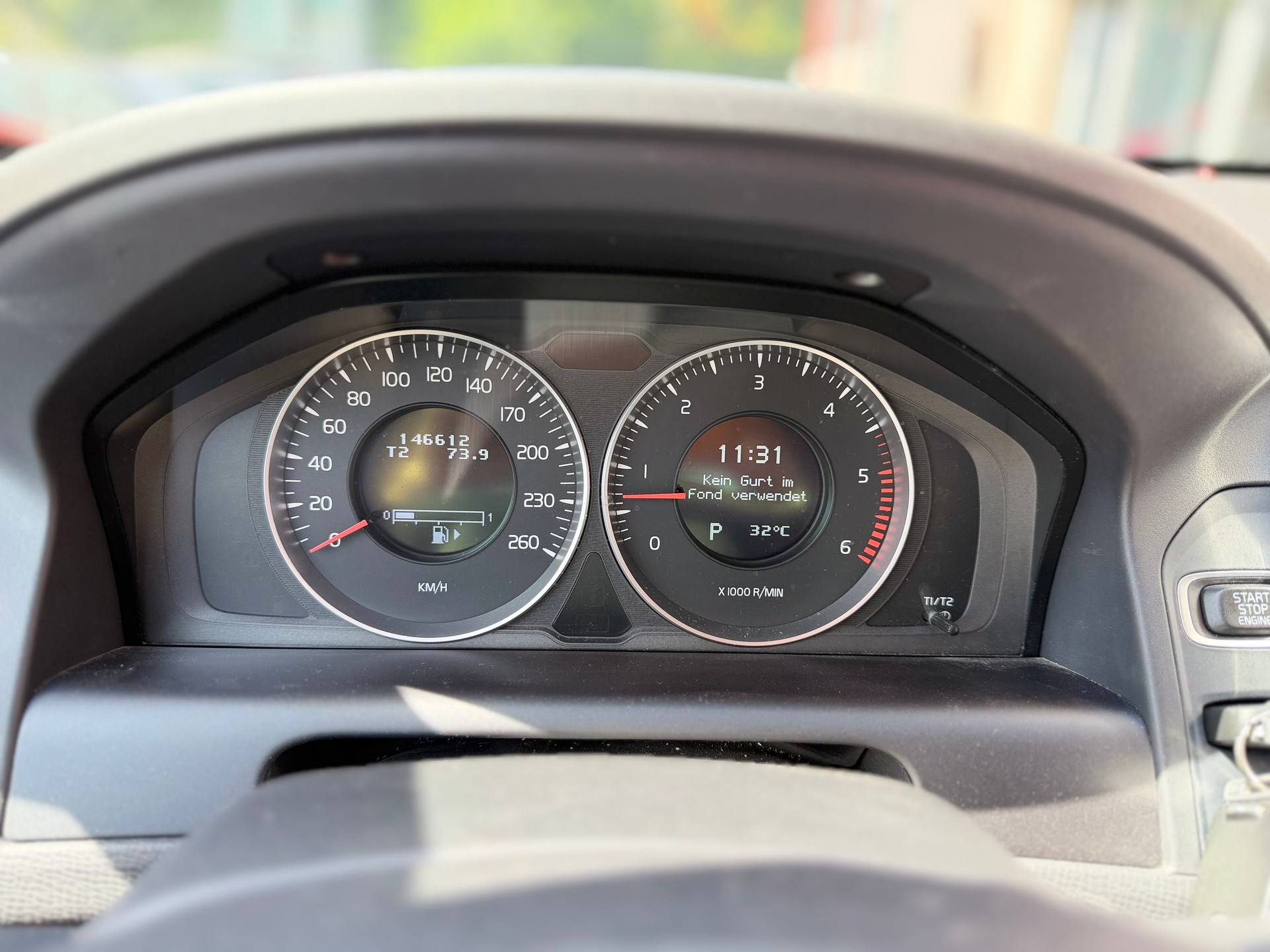 VOLVO XC60 D3 AWD Kinetic Geartronic-image-7