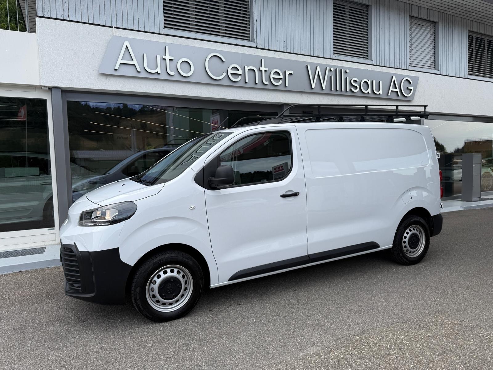 TOYOTA Proace 2.0D Panel Van Medium Active