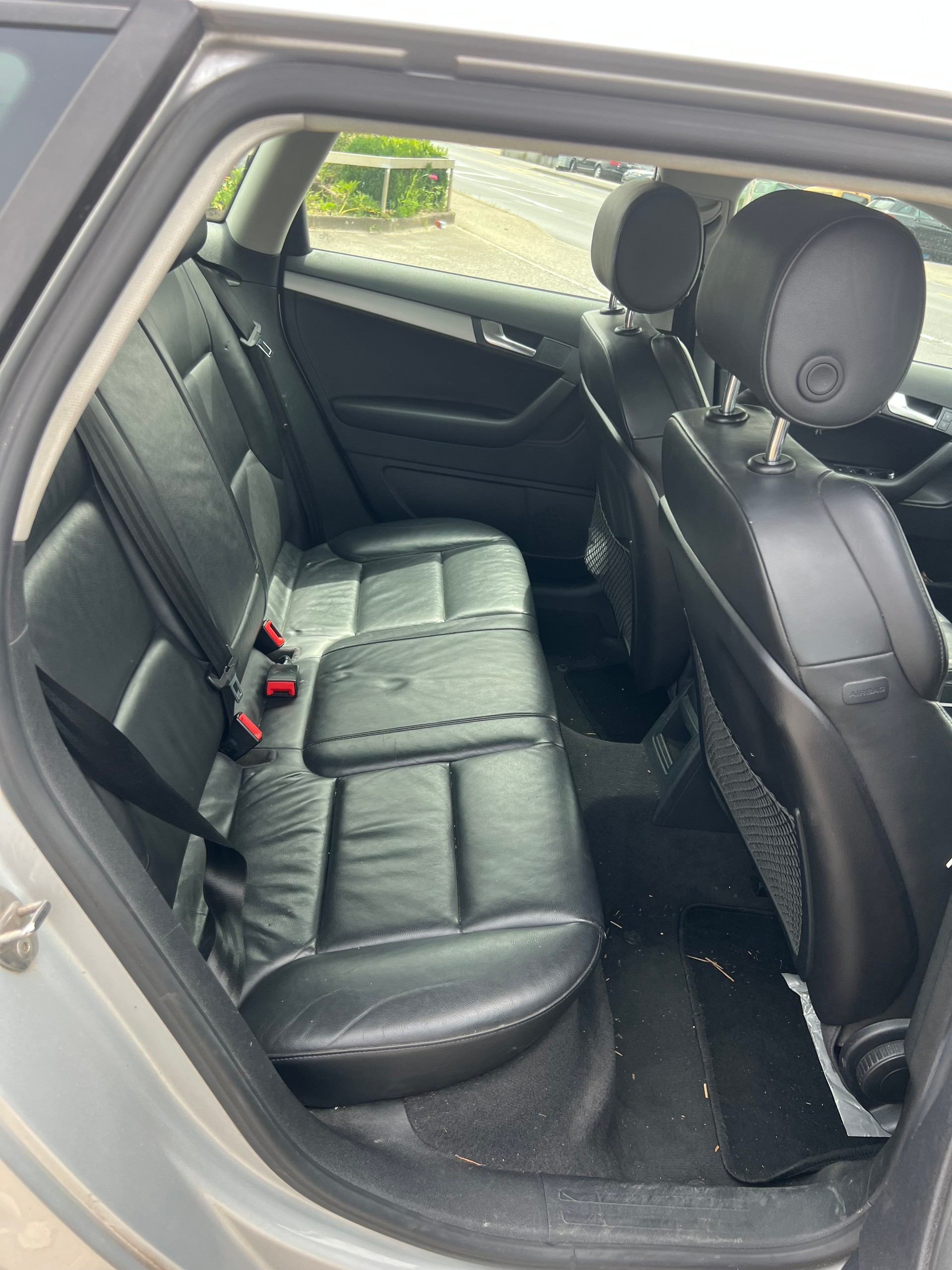 AUDI A3 Sportback 1.8 TFSI Attraction quattro-image-14