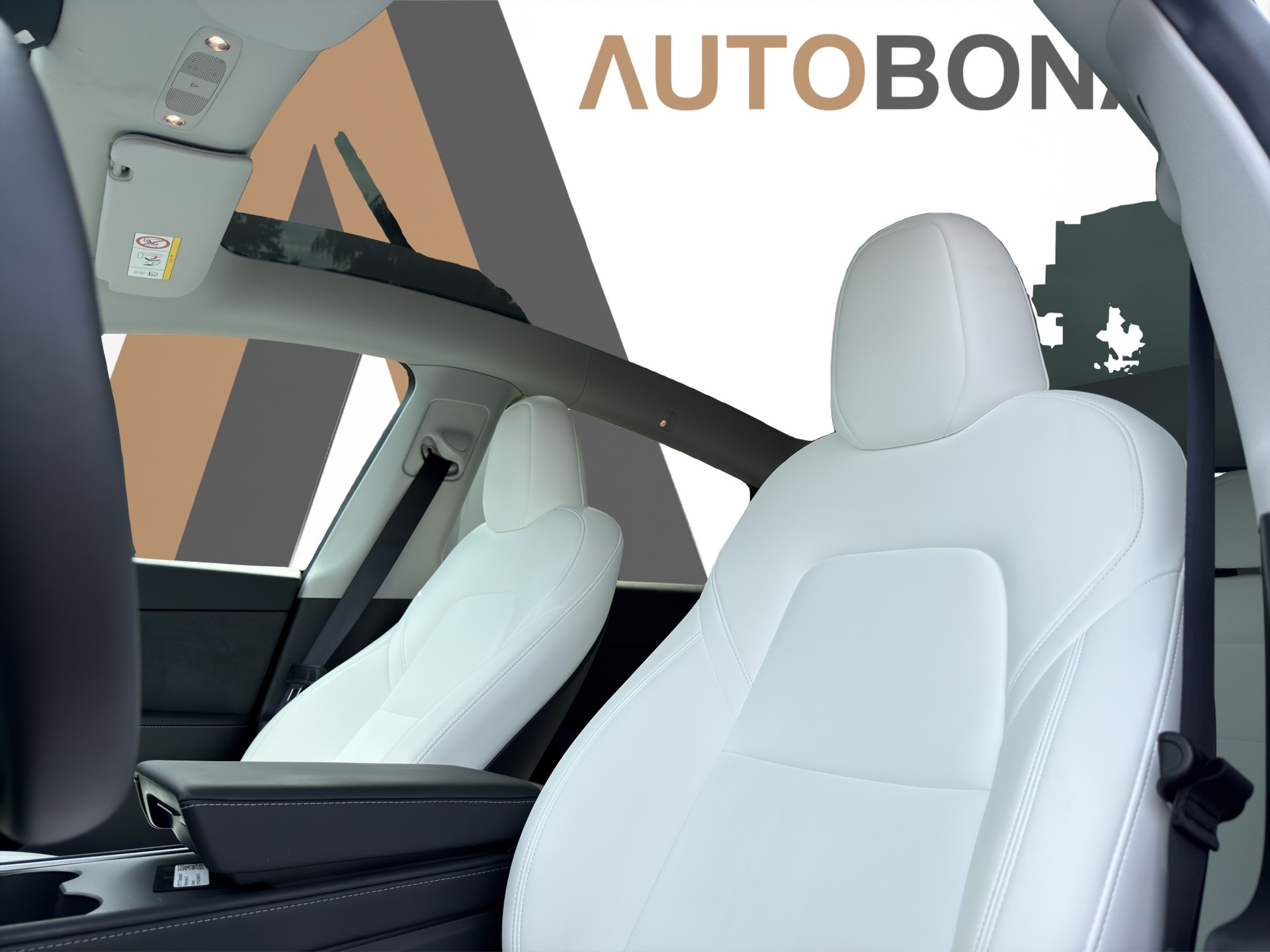 TESLA Model Y Performance D Premium White Interior SOC 95.5-image-27