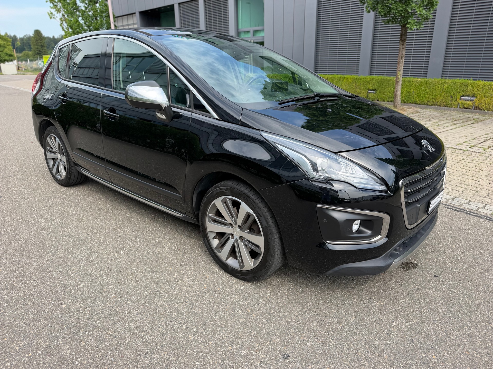 PEUGEOT 3008 2.0 HDI Style Tiptronic-image-26