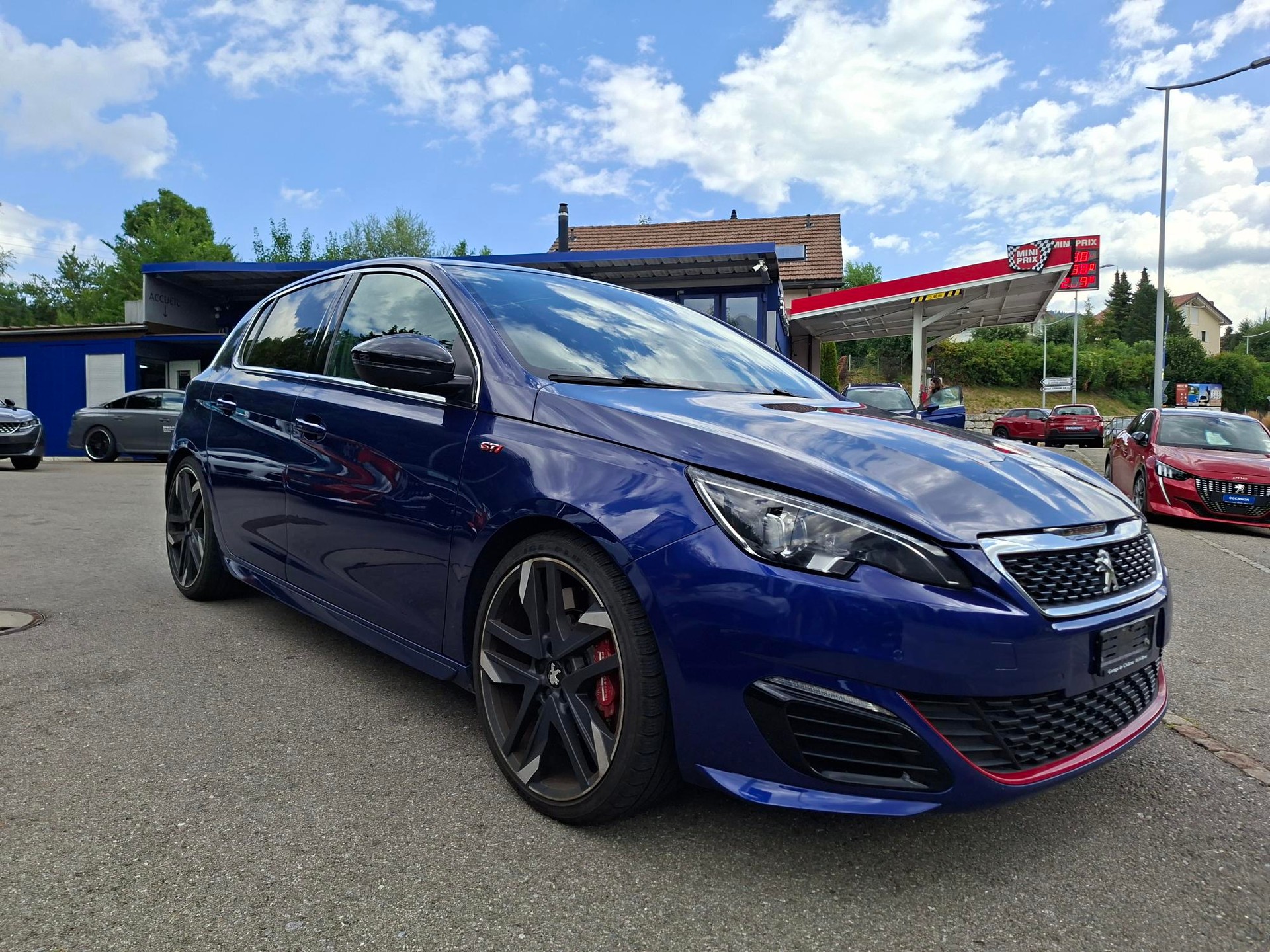 PEUGEOT 308 1.6 GTi-image-5