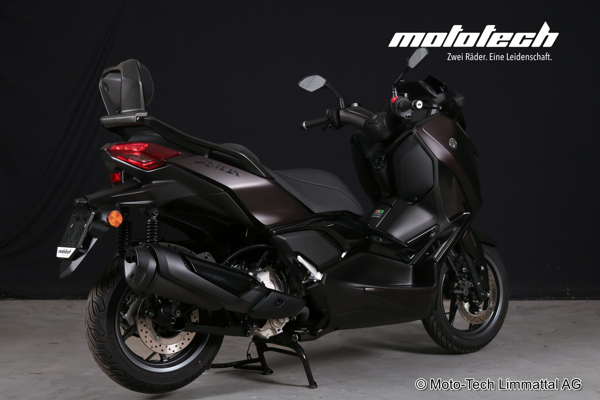 YAMAHA X-Max 300 Tech Max+-image-2