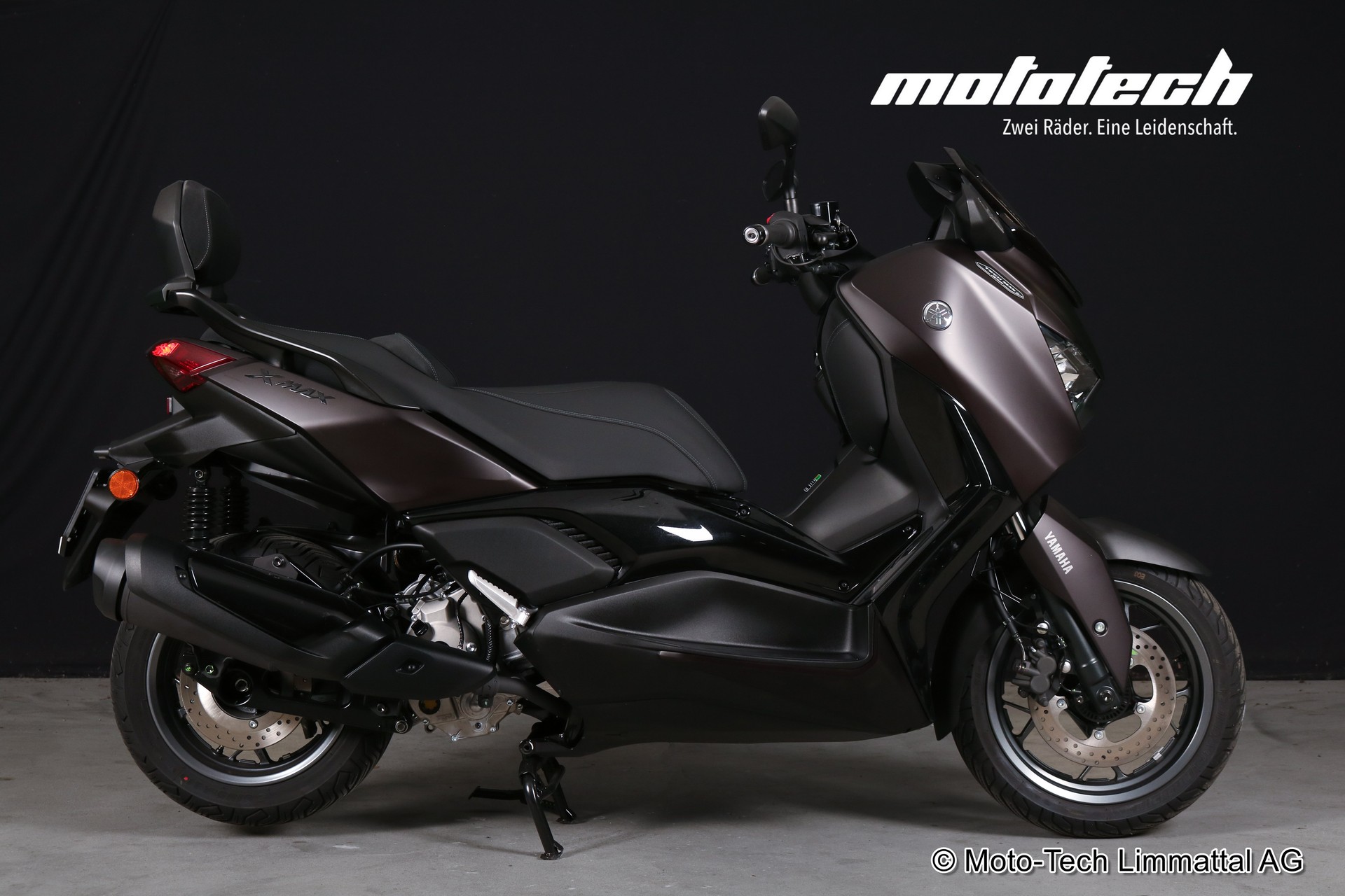 YAMAHA X-Max 300 Tech Max+-image-1