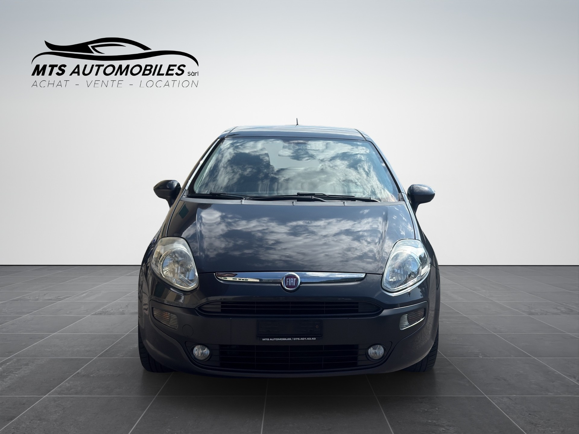 FIAT Punto 1.4 Evo-image-1