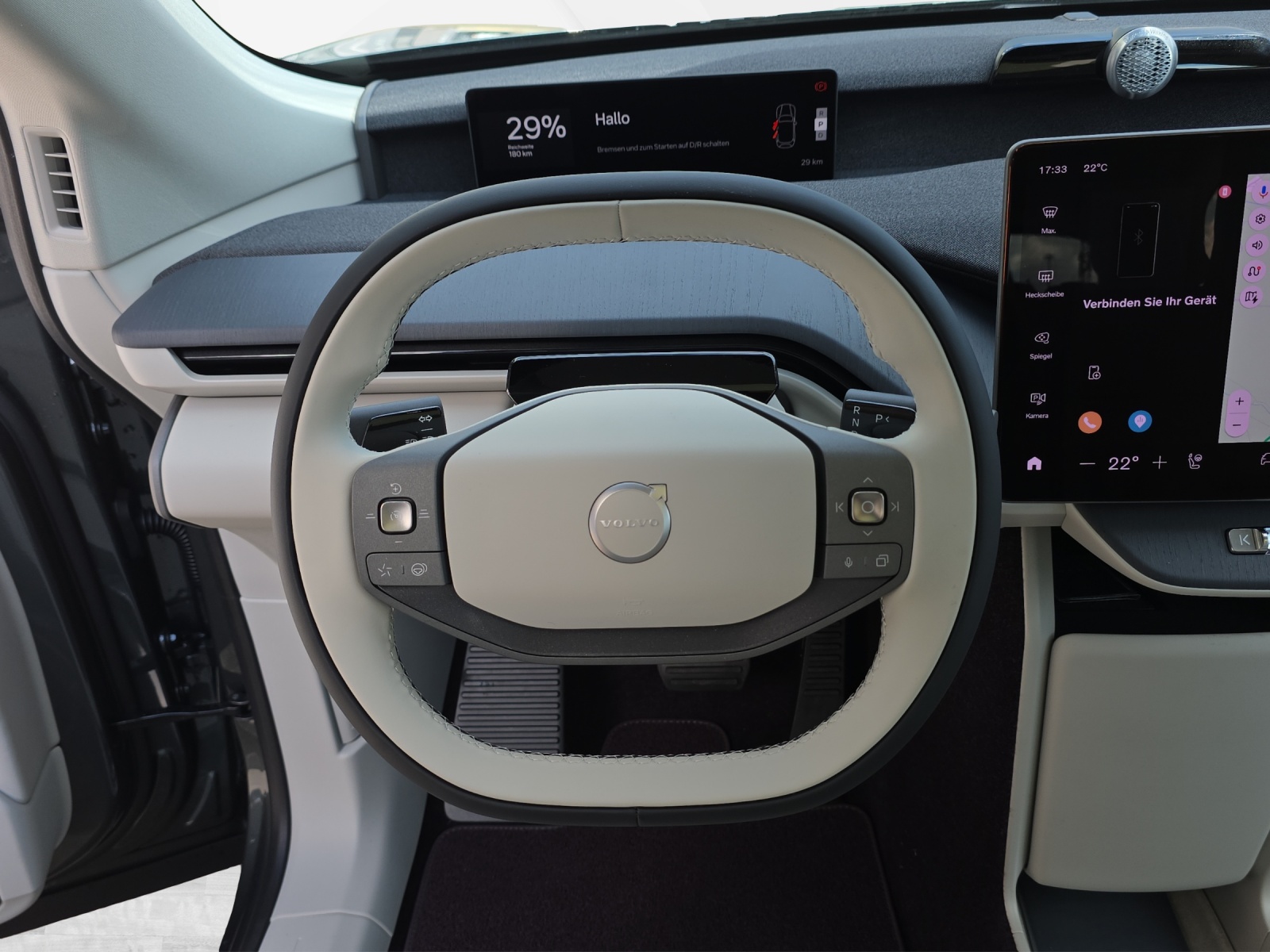 VOLVO EX60 Twin Ultra AWD-image-11