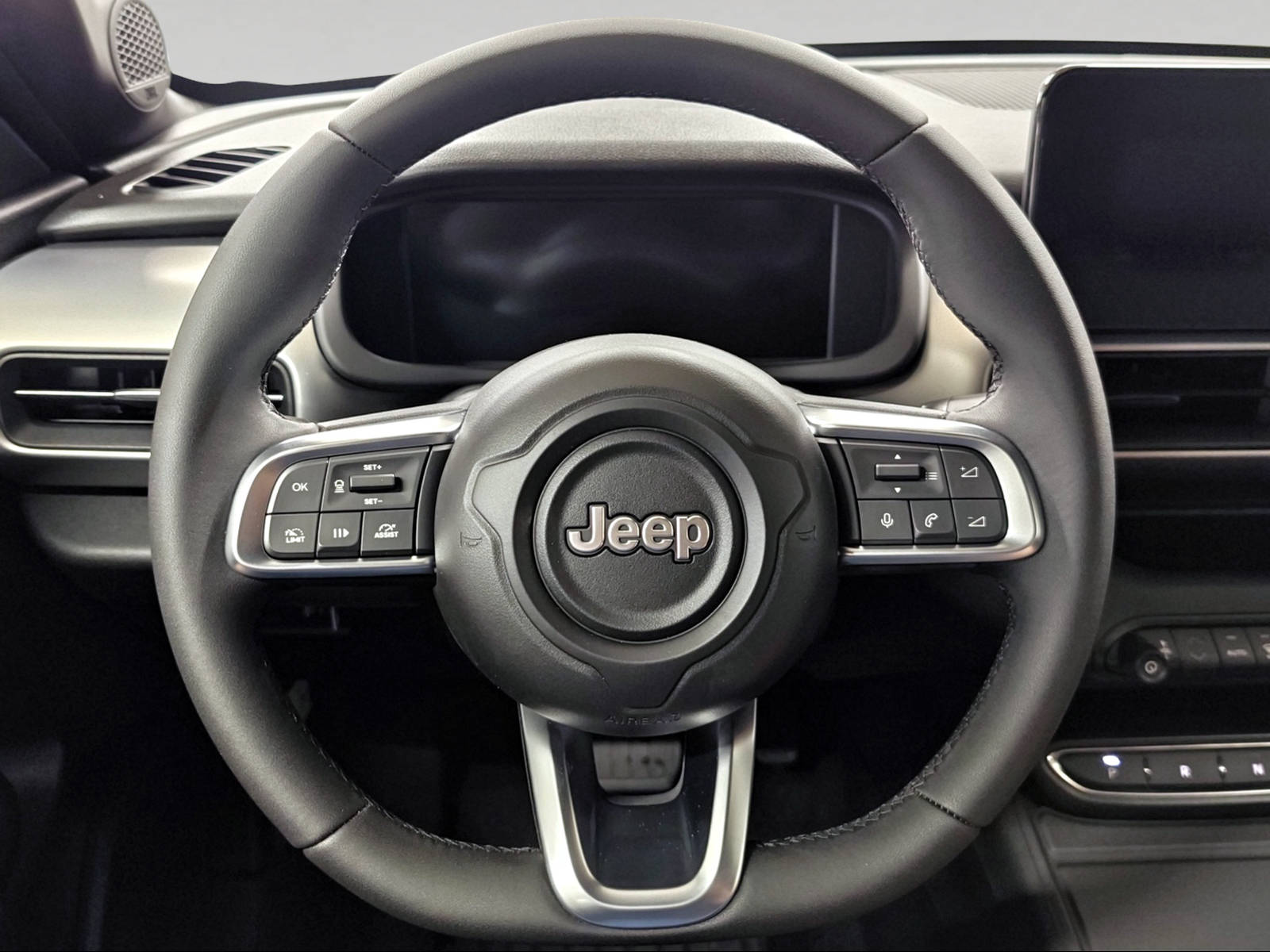 JEEP Avenger 1.2 Turbo MHEV Black Edition-image-9