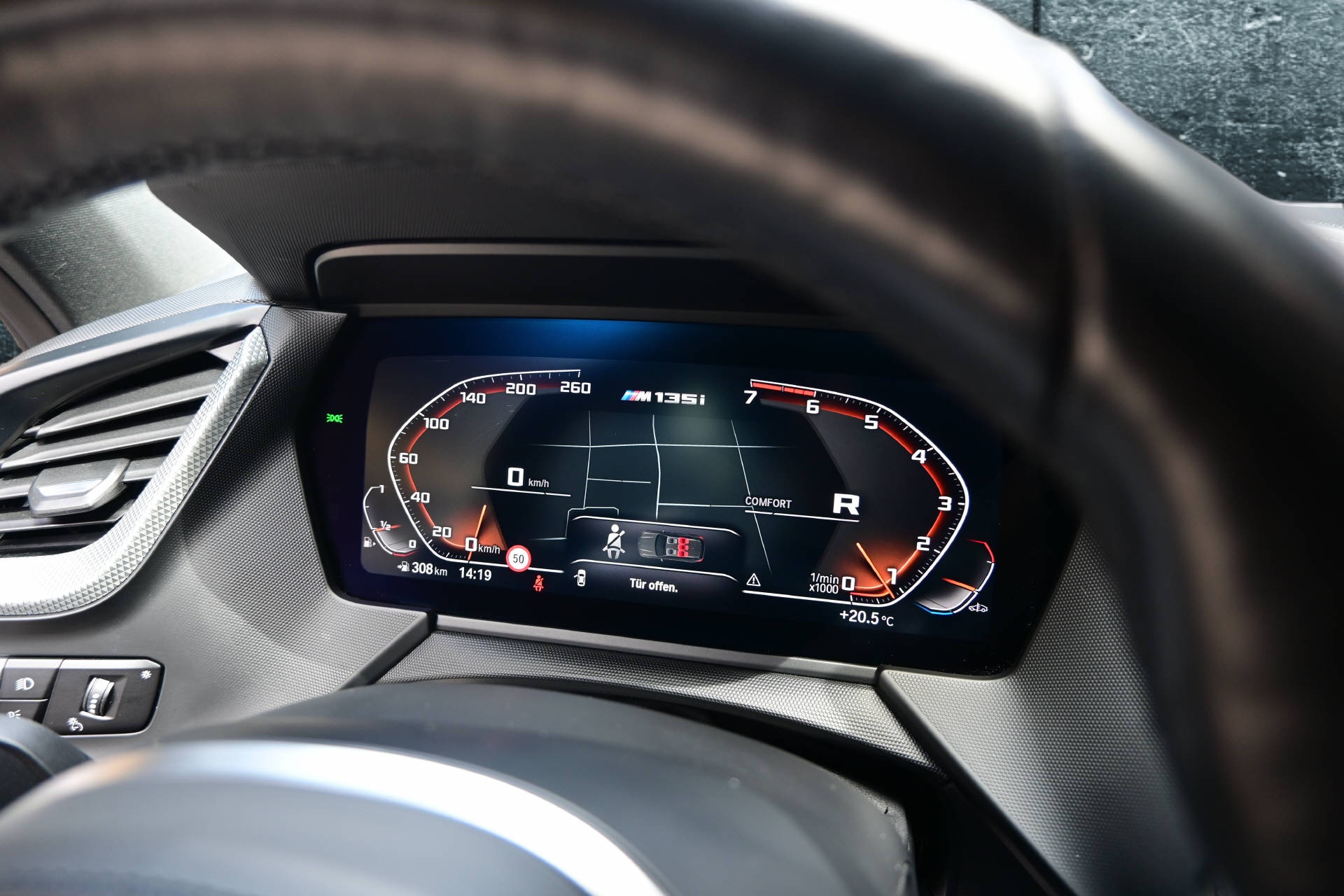 BMW M135i xDrive-image-18