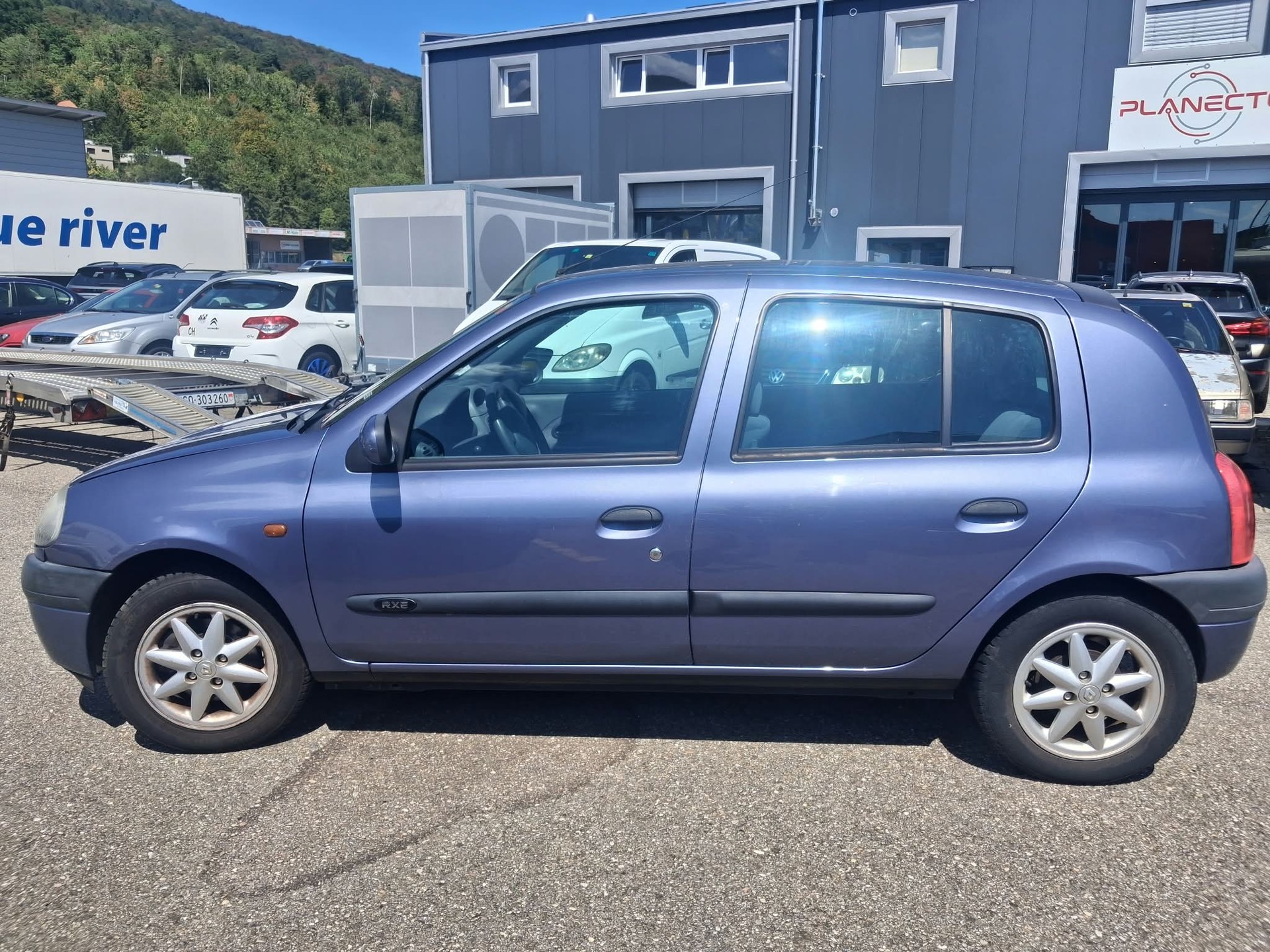 RENAULT Clio 1.6 RT Advantage-image-4