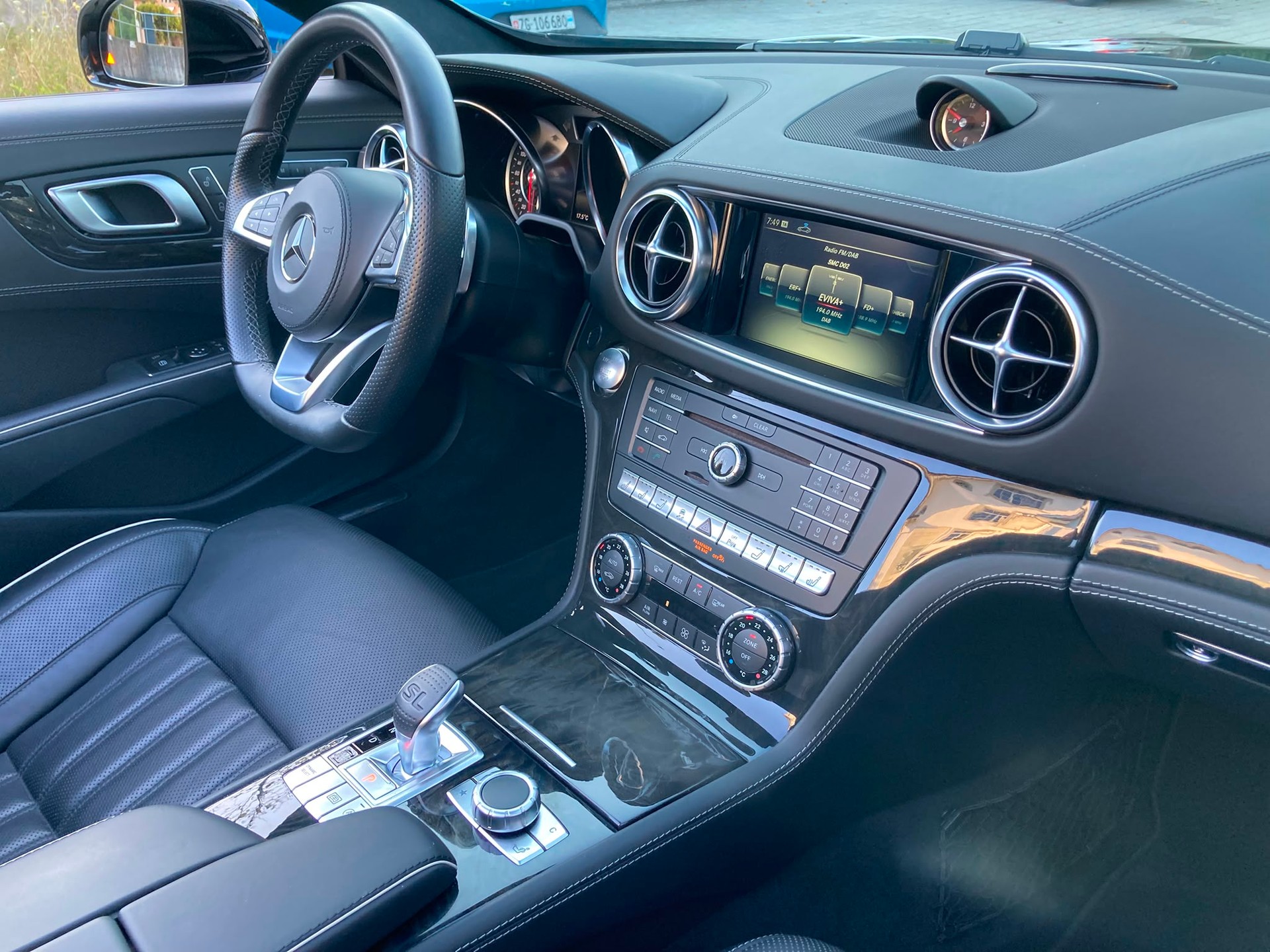 MERCEDES-BENZ SL 400 9G-Tronic-image-12