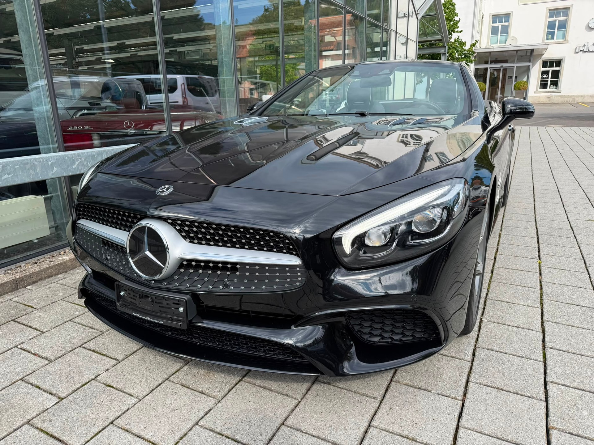 MERCEDES-BENZ SL 400 9G-Tronic-showroom-element-2