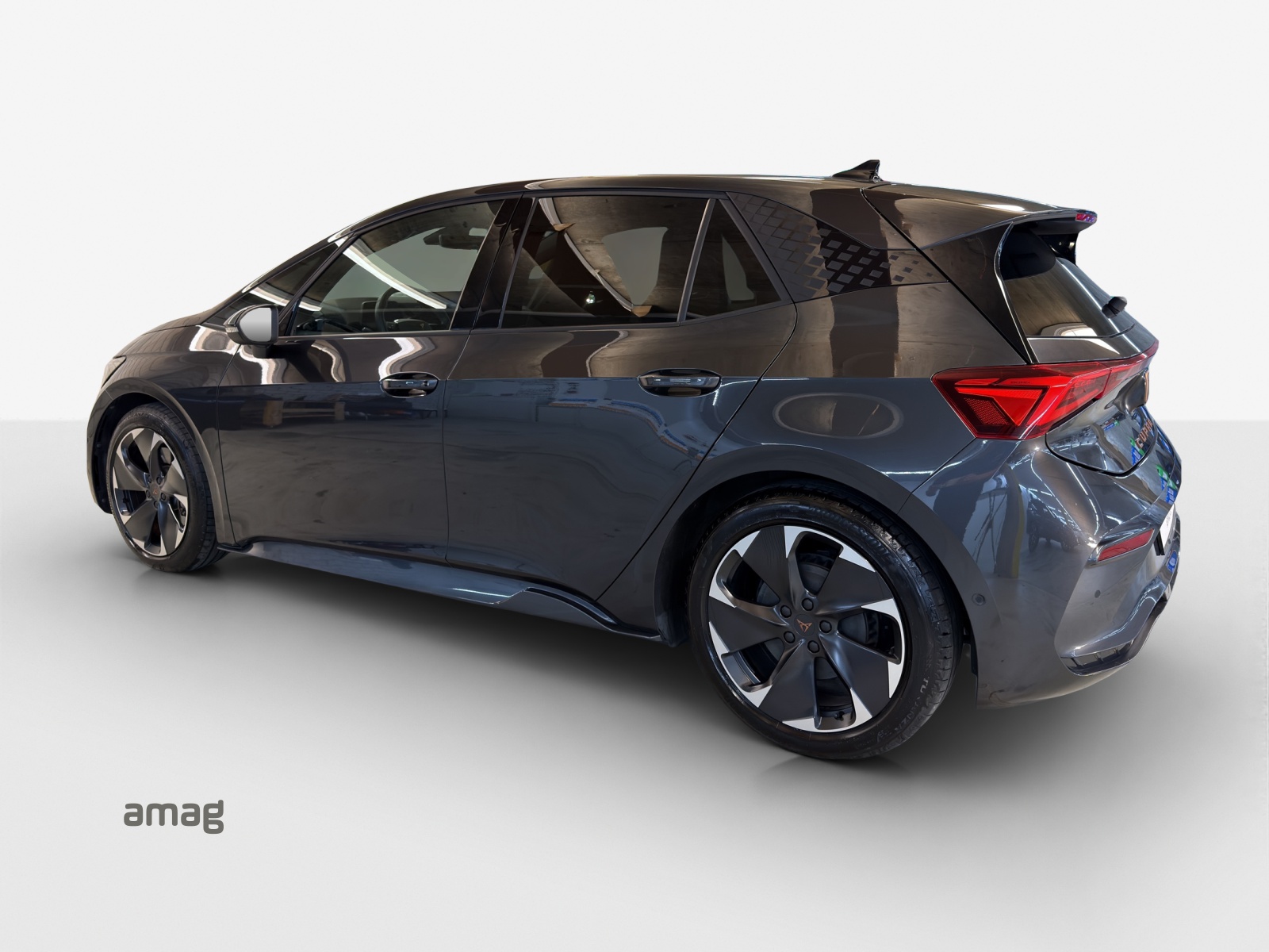 CUPRA Born 58 kWh e-Boost-showroom-element-2