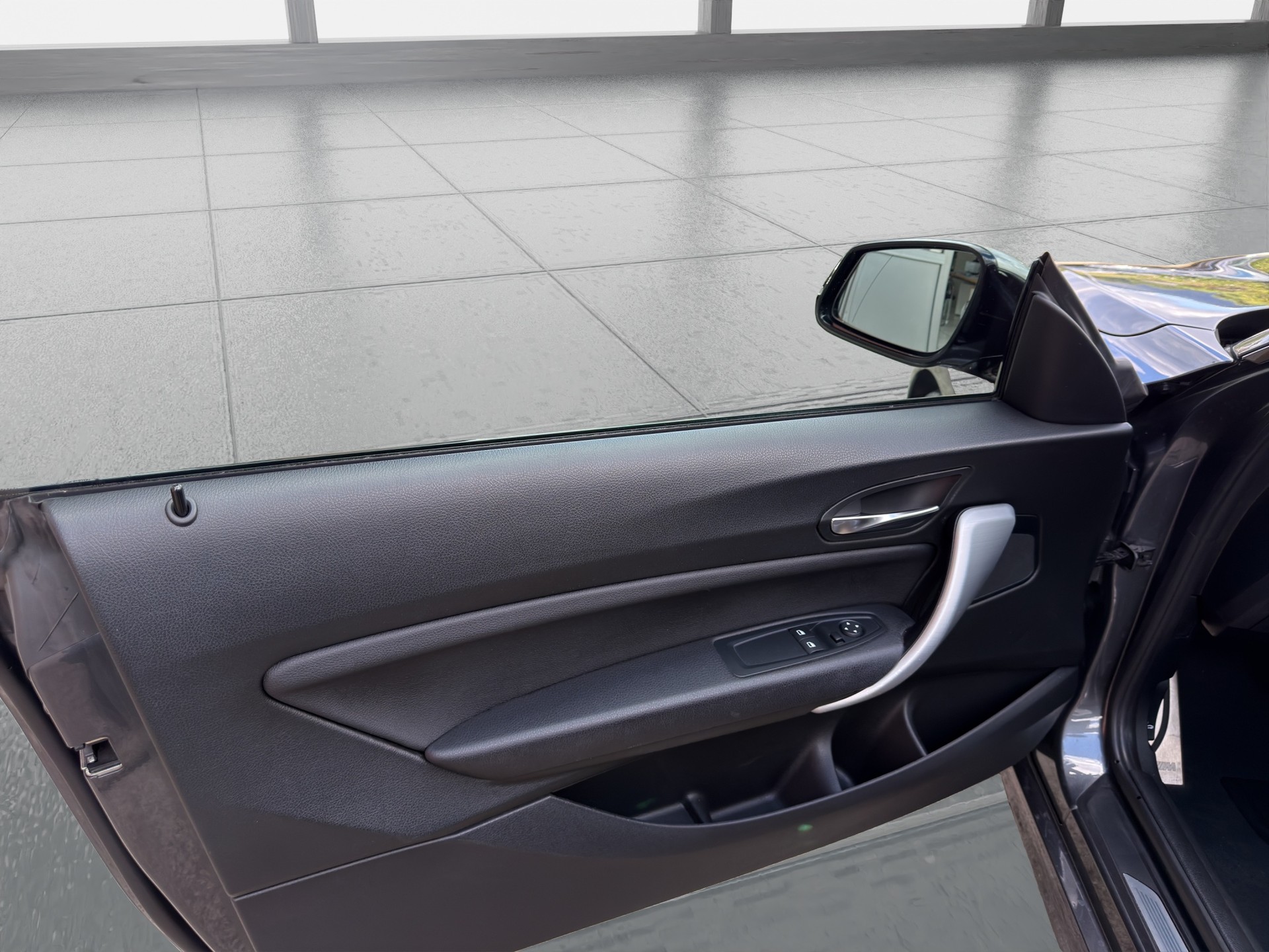 BMW M135i xDrive Steptronic-image-11
