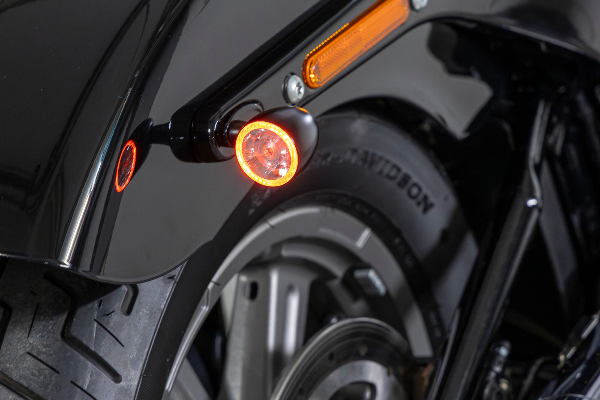 HARLEY-DAVIDSON FXST Softail Standard 107-image-8