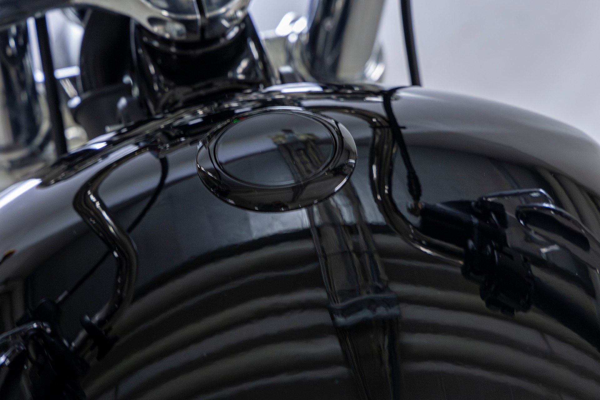 HARLEY-DAVIDSON FXST Softail Standard 107-image-10