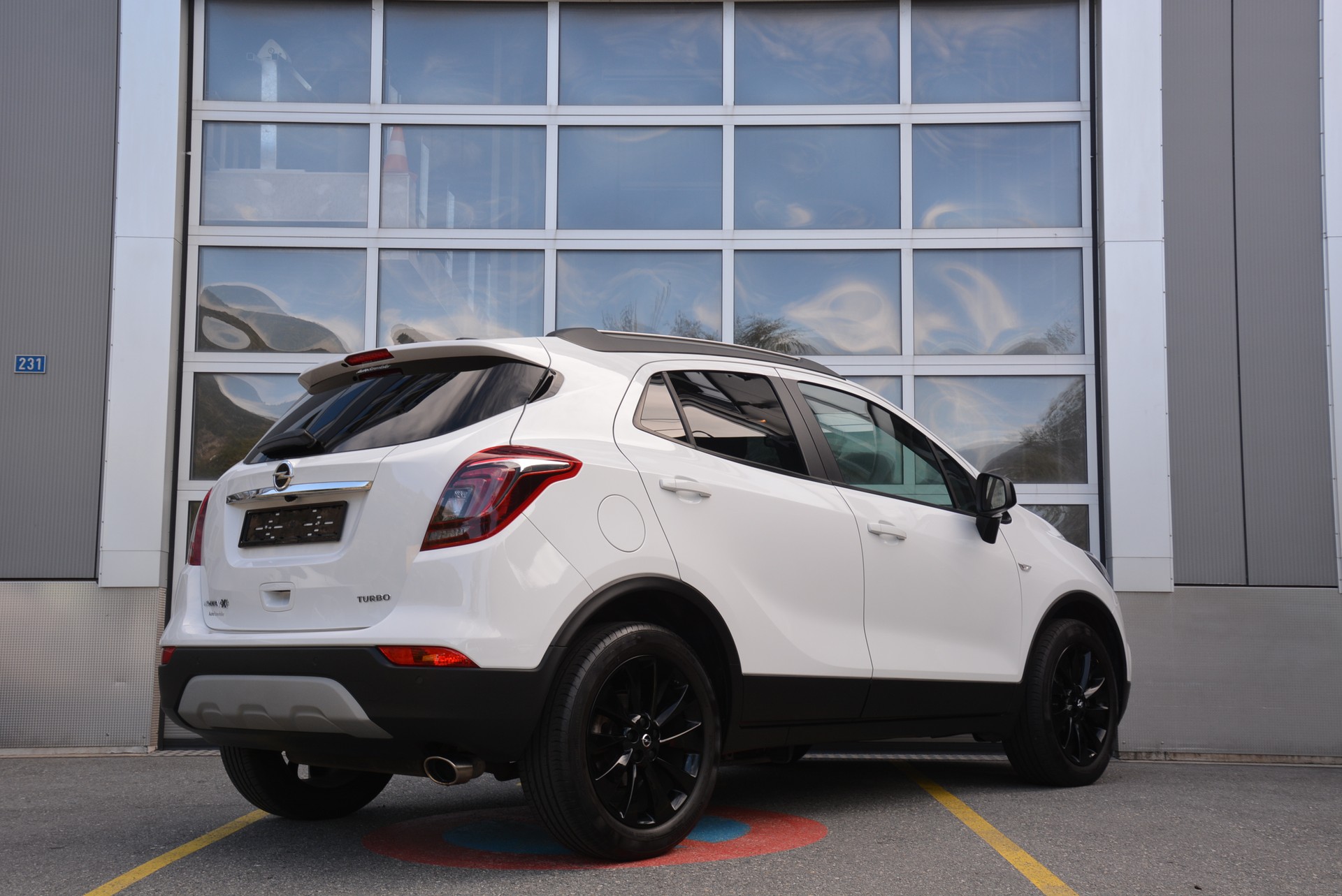 OPEL Mokka X 1.4i 16V Turbo Black Edition 4WD Automatik-image-1
