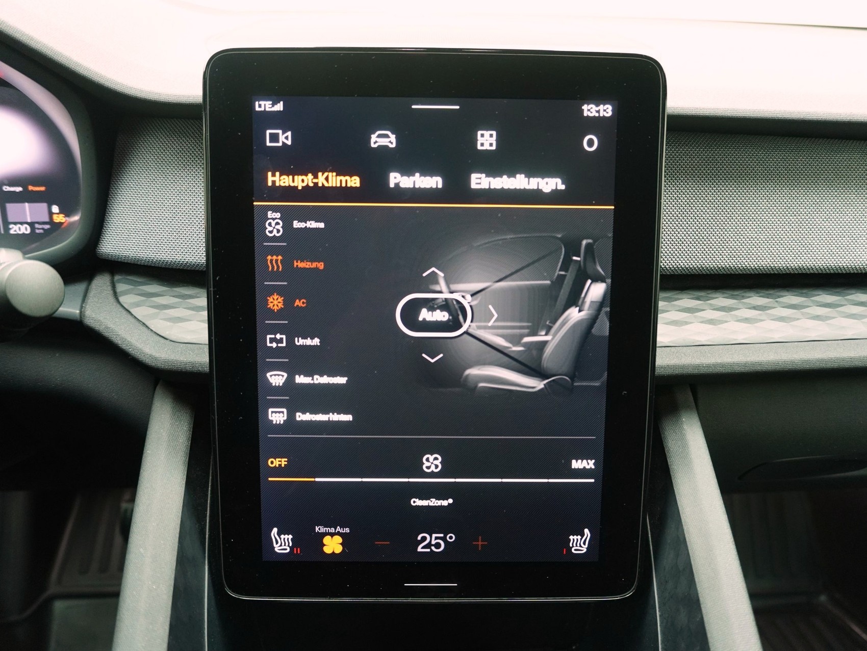 POLESTAR 2 Long Range Dual Motor AWD-image-14