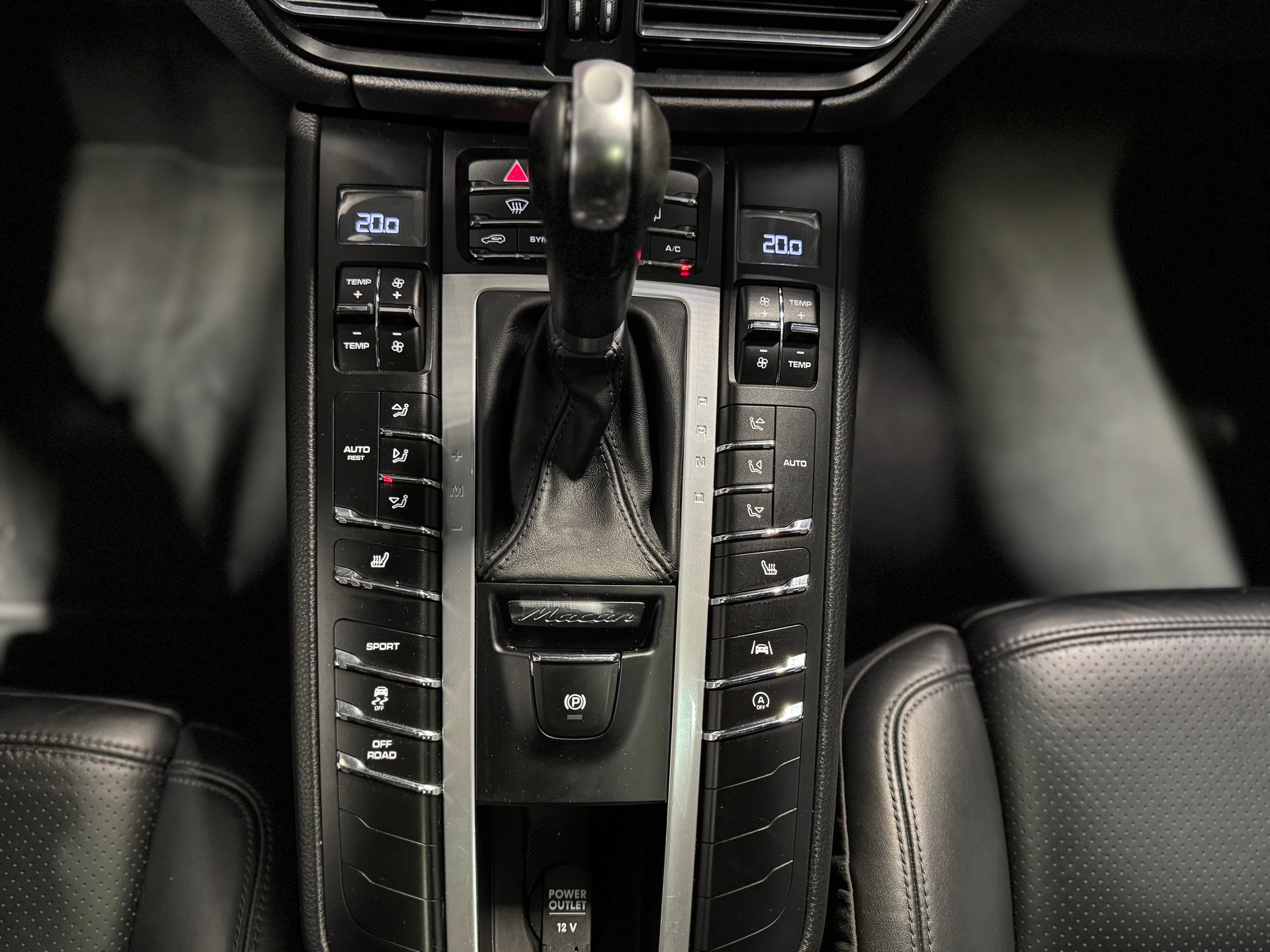 PORSCHE Macan S PDK (35)-image-17