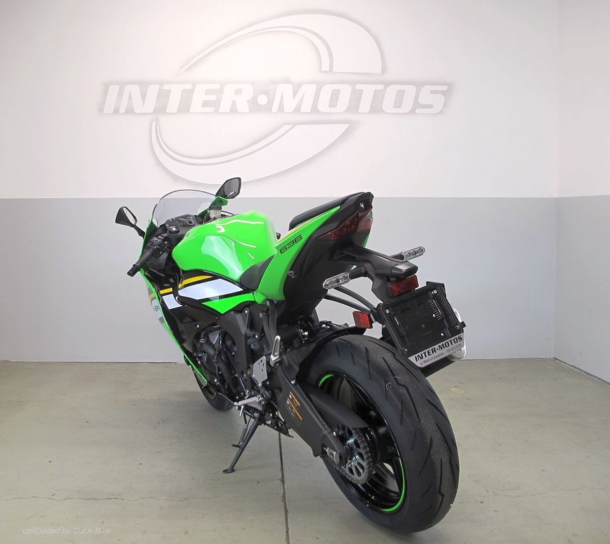 KAWASAKI NINJA ZX 6R-image-4