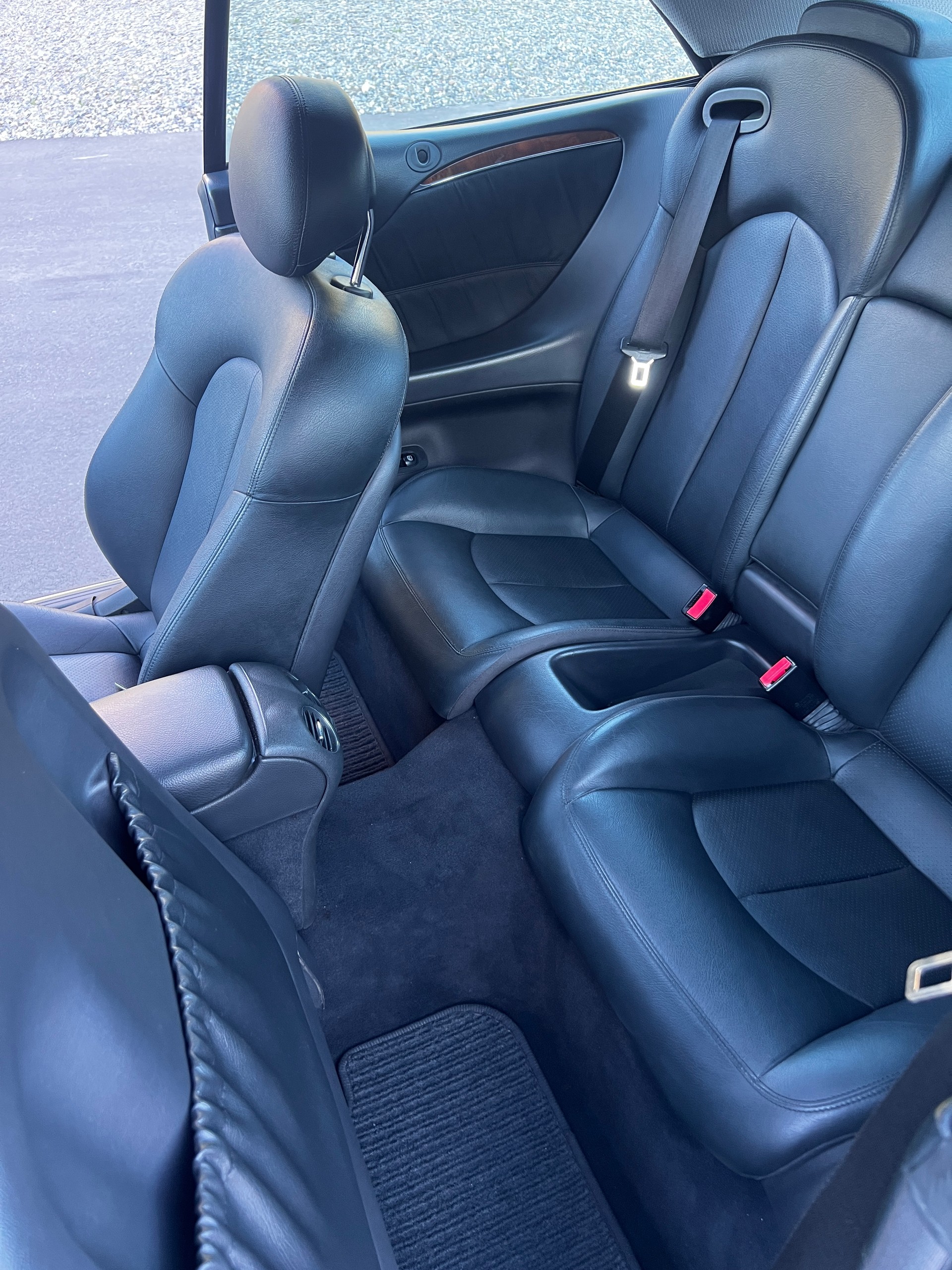 MERCEDES-BENZ CLK 320 V6-image-3