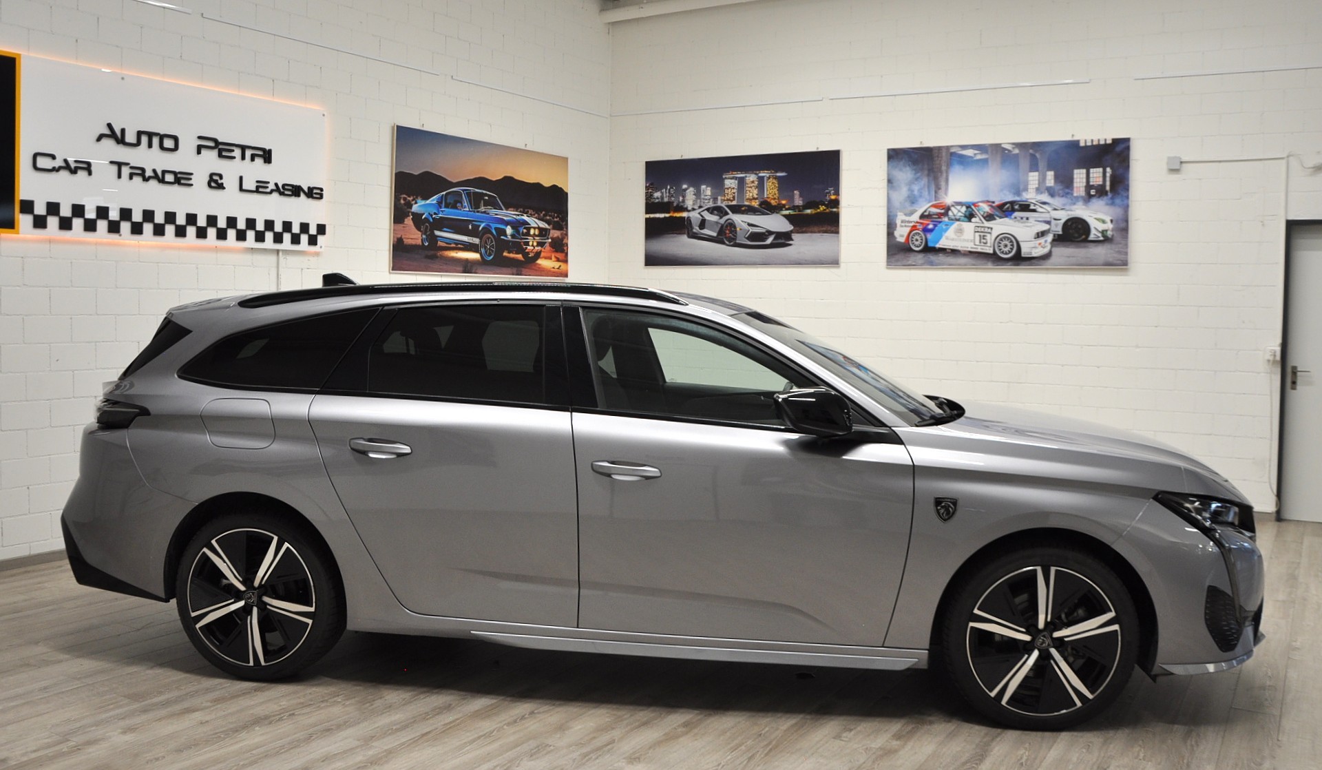 PEUGEOT 308 SW 1.2 HEV 145 GT-image-5