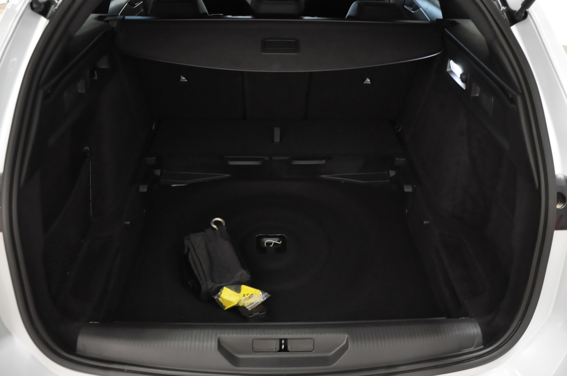 PEUGEOT 308 SW 1.2 HEV 145 GT-image-20