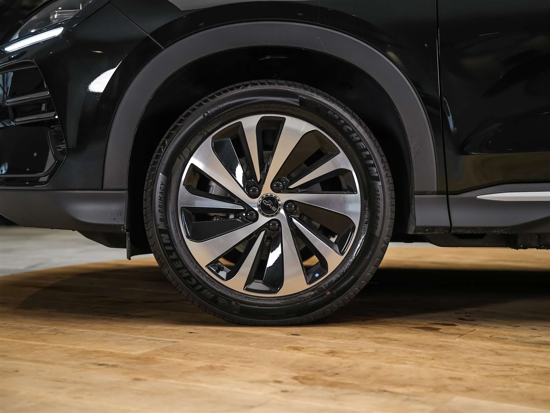 BYD Seal U DM-i Design AWD *Werksgarantie*Panorama*Sitzbelüftung*360° Kamera*-image-17
