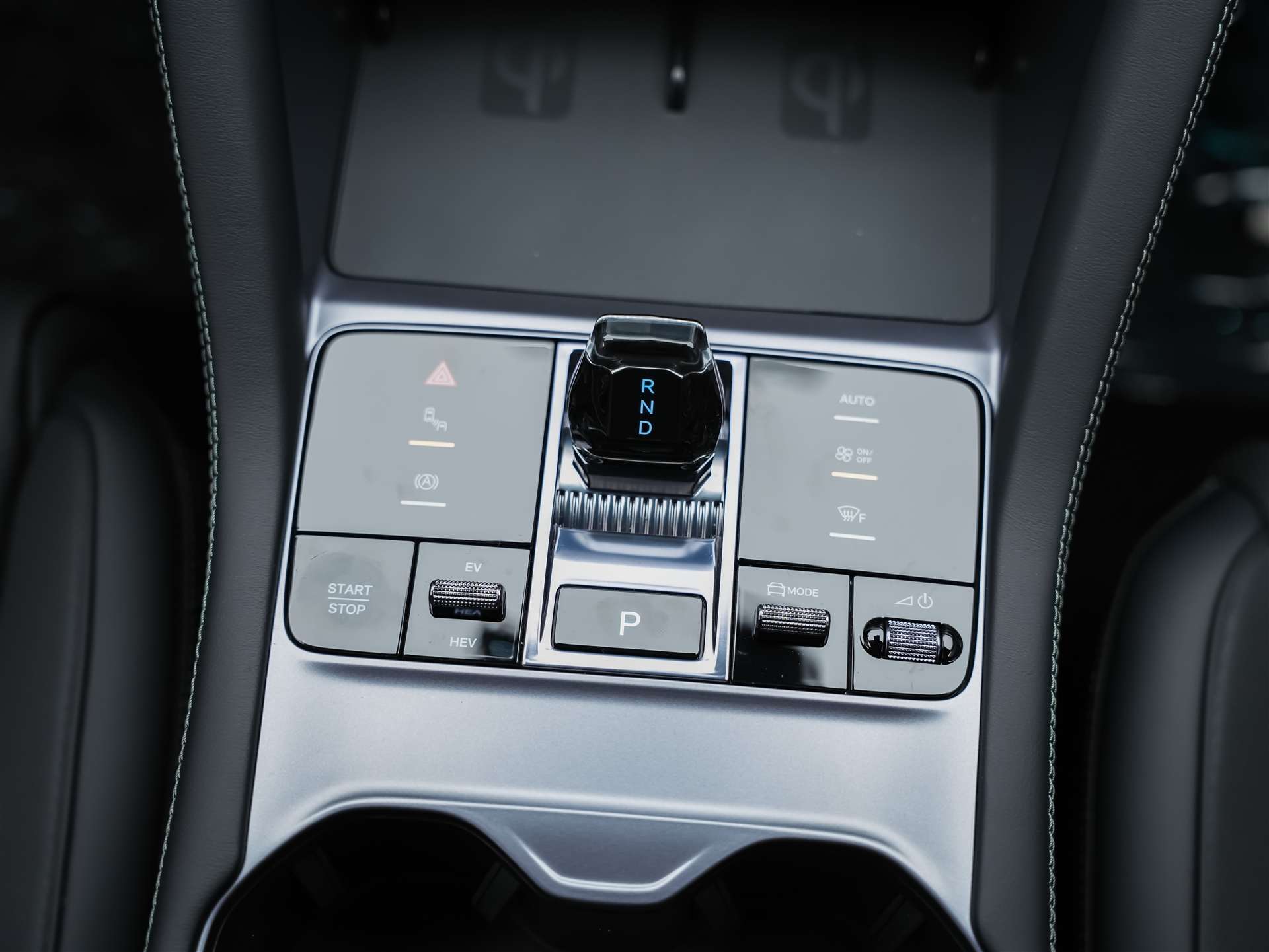 BYD Seal U DM-i Design AWD *Werksgarantie*Panorama*Sitzbelüftung*360° Kamera*-image-22