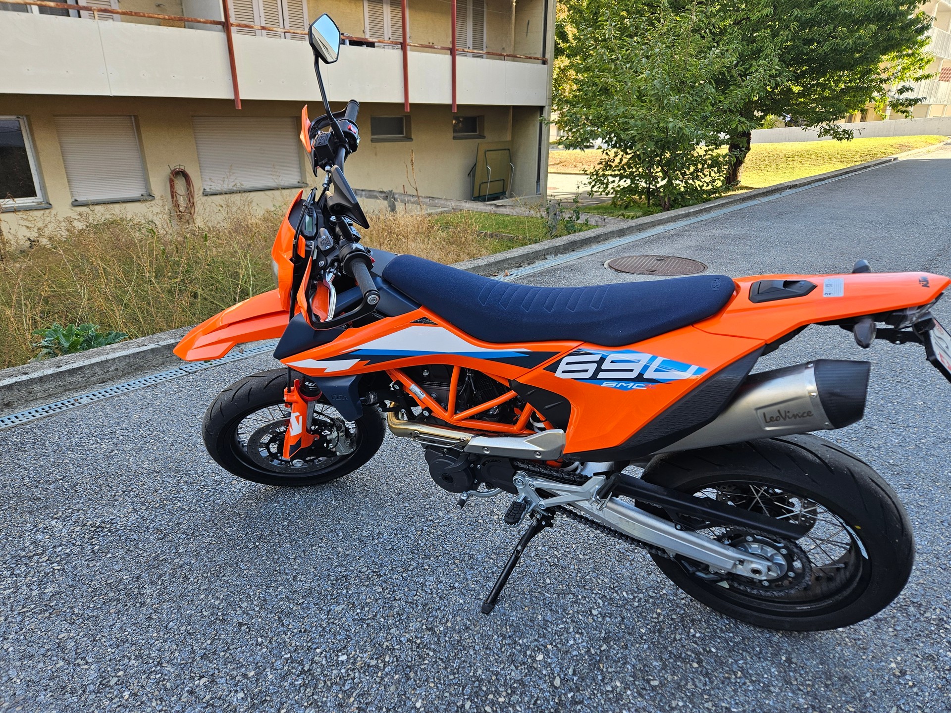 KTM 690 SMC R-image-0