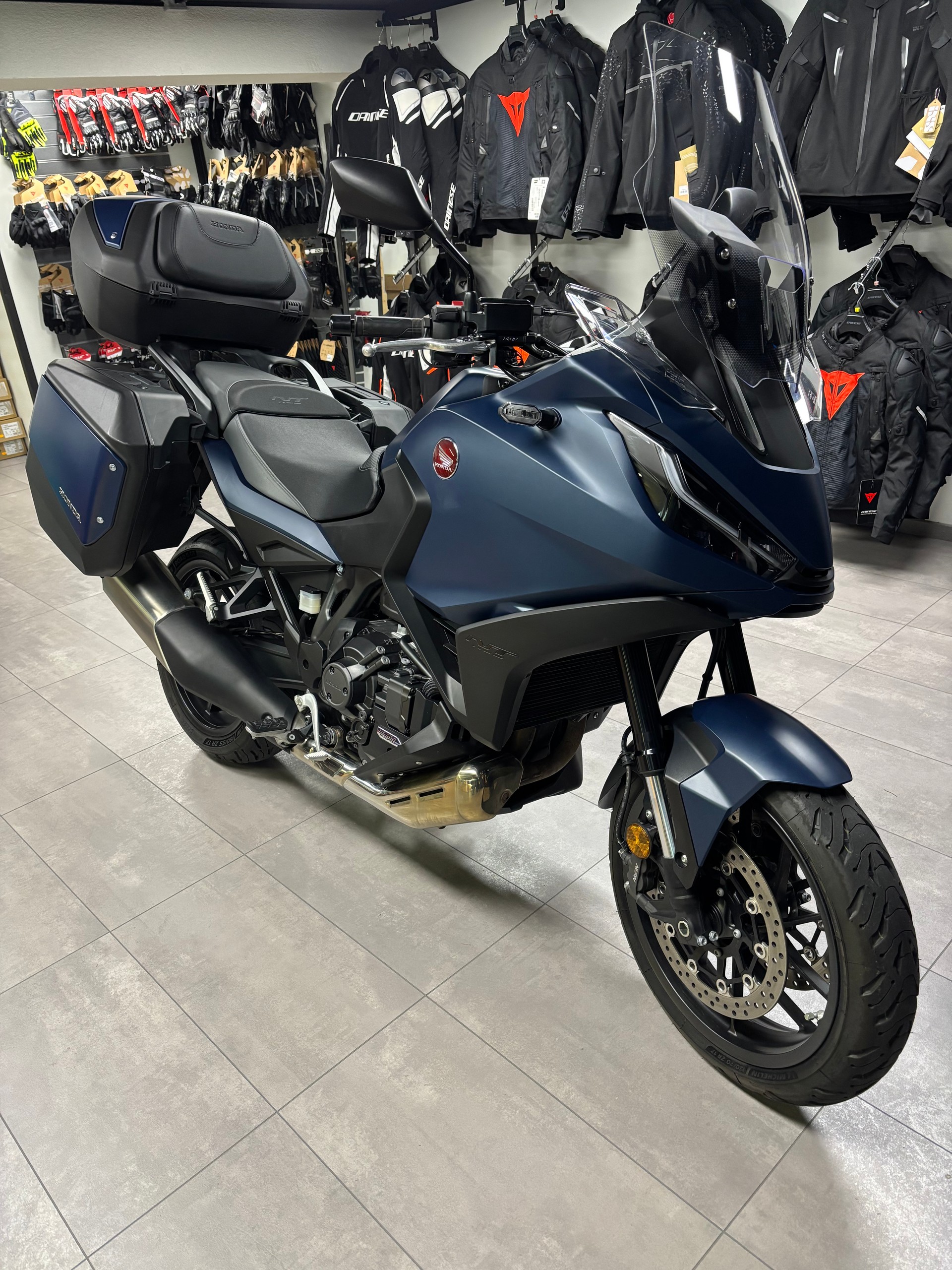 HONDA NT 1100 DCT-image-2
